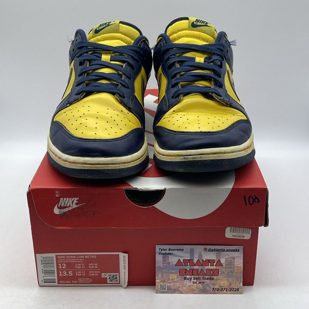 Nike Dunk low Michigan Size US 12 / EU 45 - 2 Thumbnail