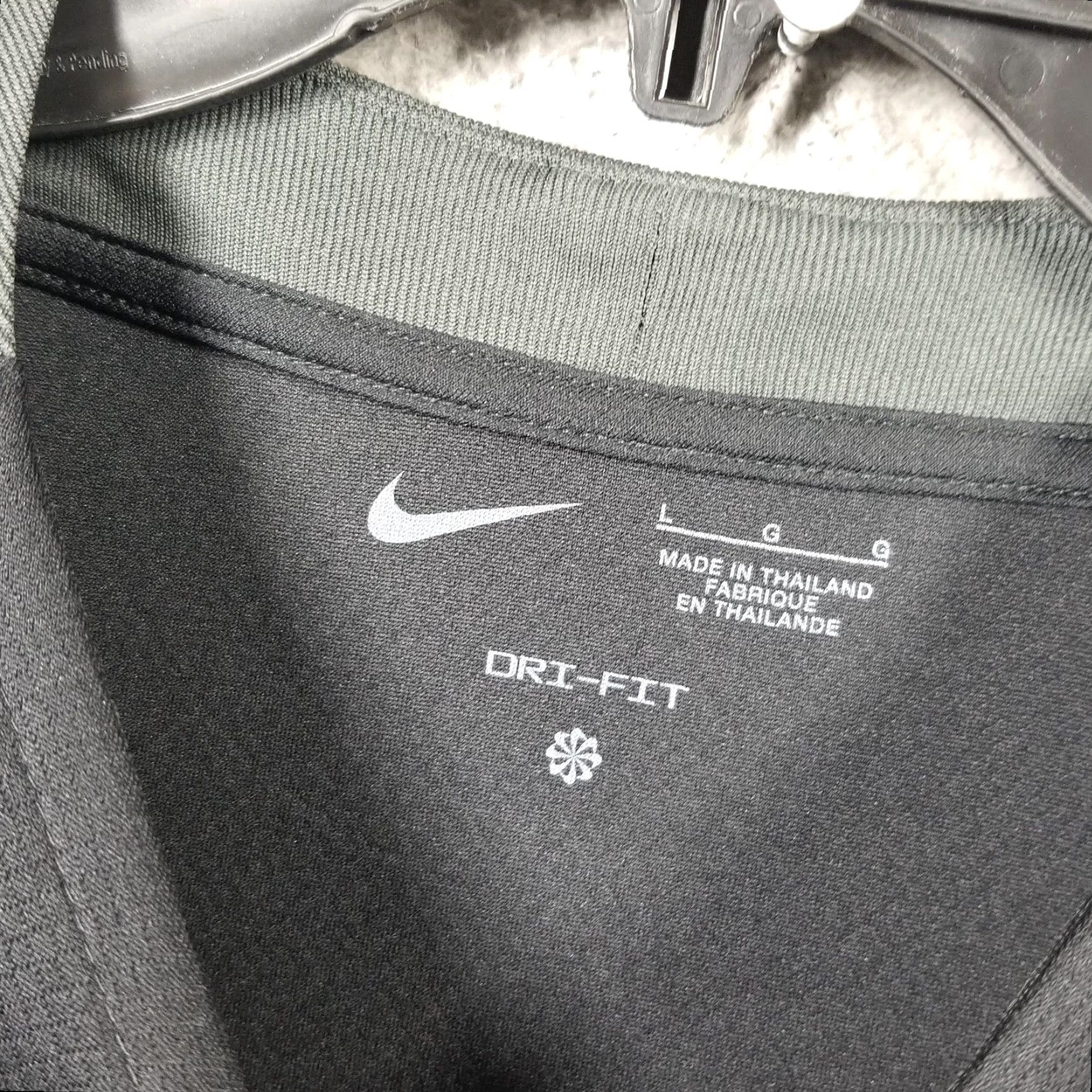 Nike Nike Dri-FIT Strike Shirt Womens Large Black Short Sleeve Soccer FN5025-010 Size L / US 10 / IT 46 - 3 Thumbnail