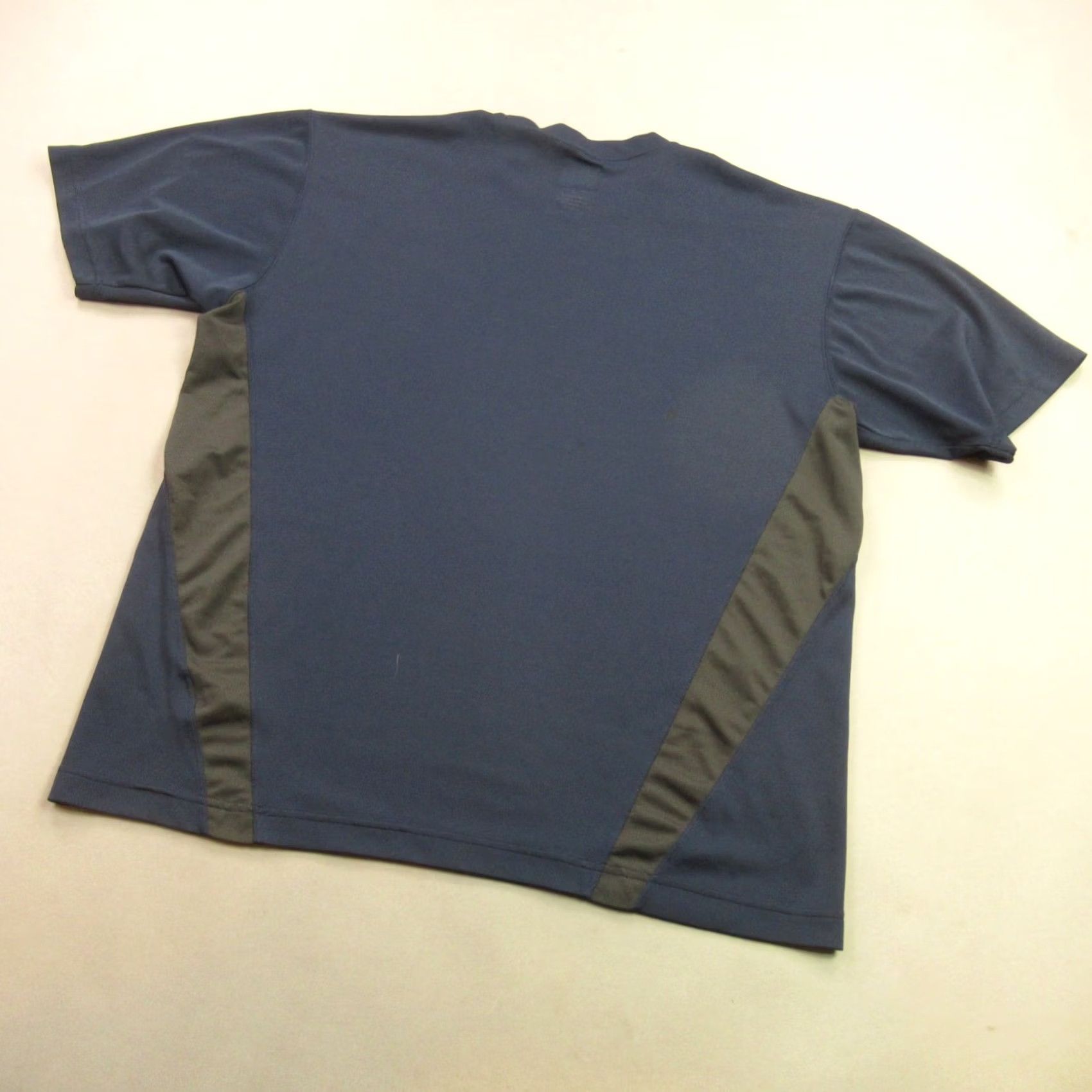 The North Face The North Face Shirt Mens Large Blue Short Sleeve Crew Neck Casual Lightweight Size US L / EU 52-54 / 3 - 6 Thumbnail