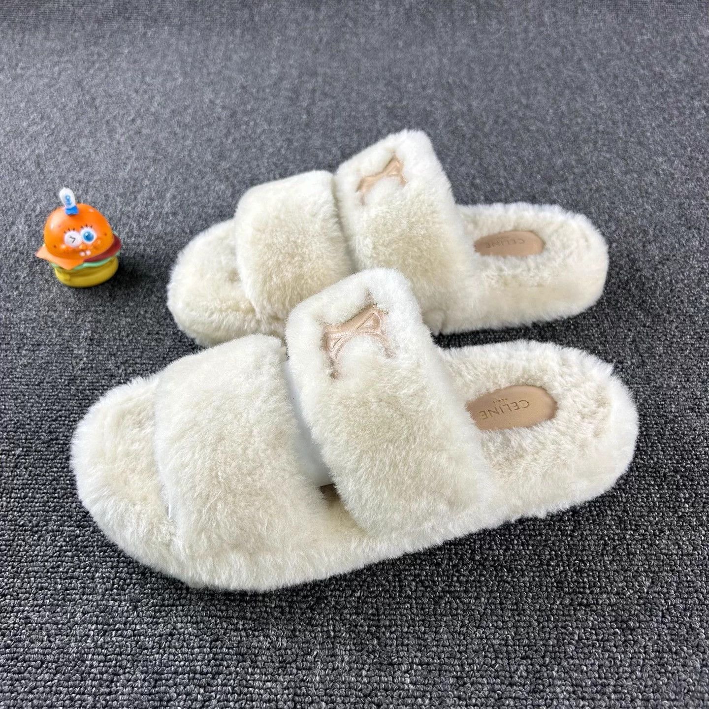 Celine Celine Triomphe Faux Fur Slipper EUR39 Cozy Size US 8 / IT 38 - 1 Thumbnail