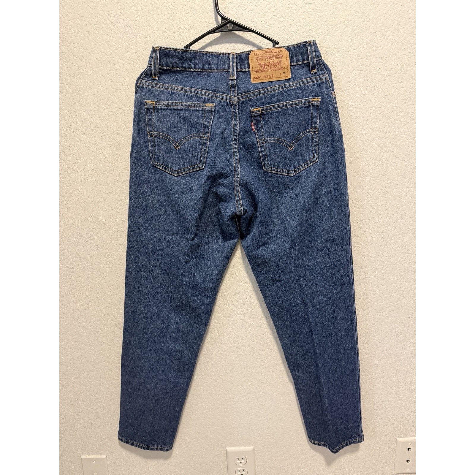 Levi's Vintage Levi’s 550 Jeans Made USA Relaxed Fit Denim Red Tab Size US 29 - 2 Thumbnail