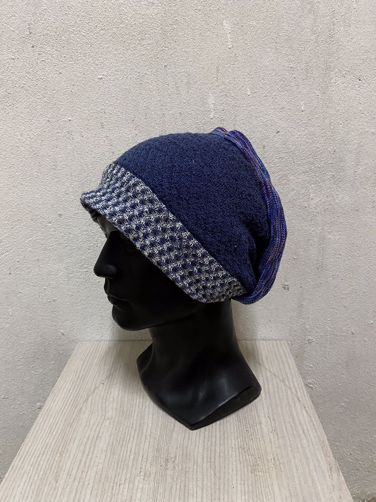 Japanese Brand Japanese Brand Plain Beanie Hat Size ONE SIZE - 3 Thumbnail