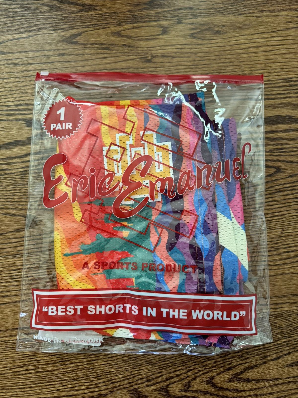 Eric Emanuel Eric Emanuel NYC Sunset Size Medium *In Hand!* Size US 30 / EU 46 - 2 Thumbnail