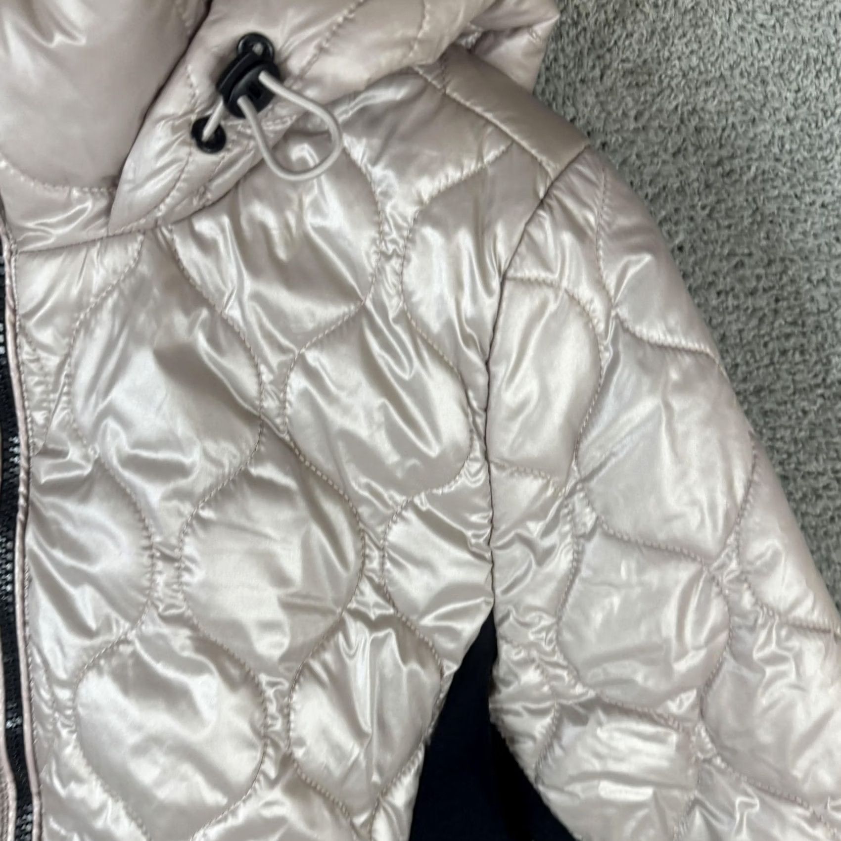 Vintage Calvin Klein Jeans Jacket Womens Small Beige Quilted Hooded Puffer Winter Coat Size 28" / US 6 / IT 42 - 4 Thumbnail