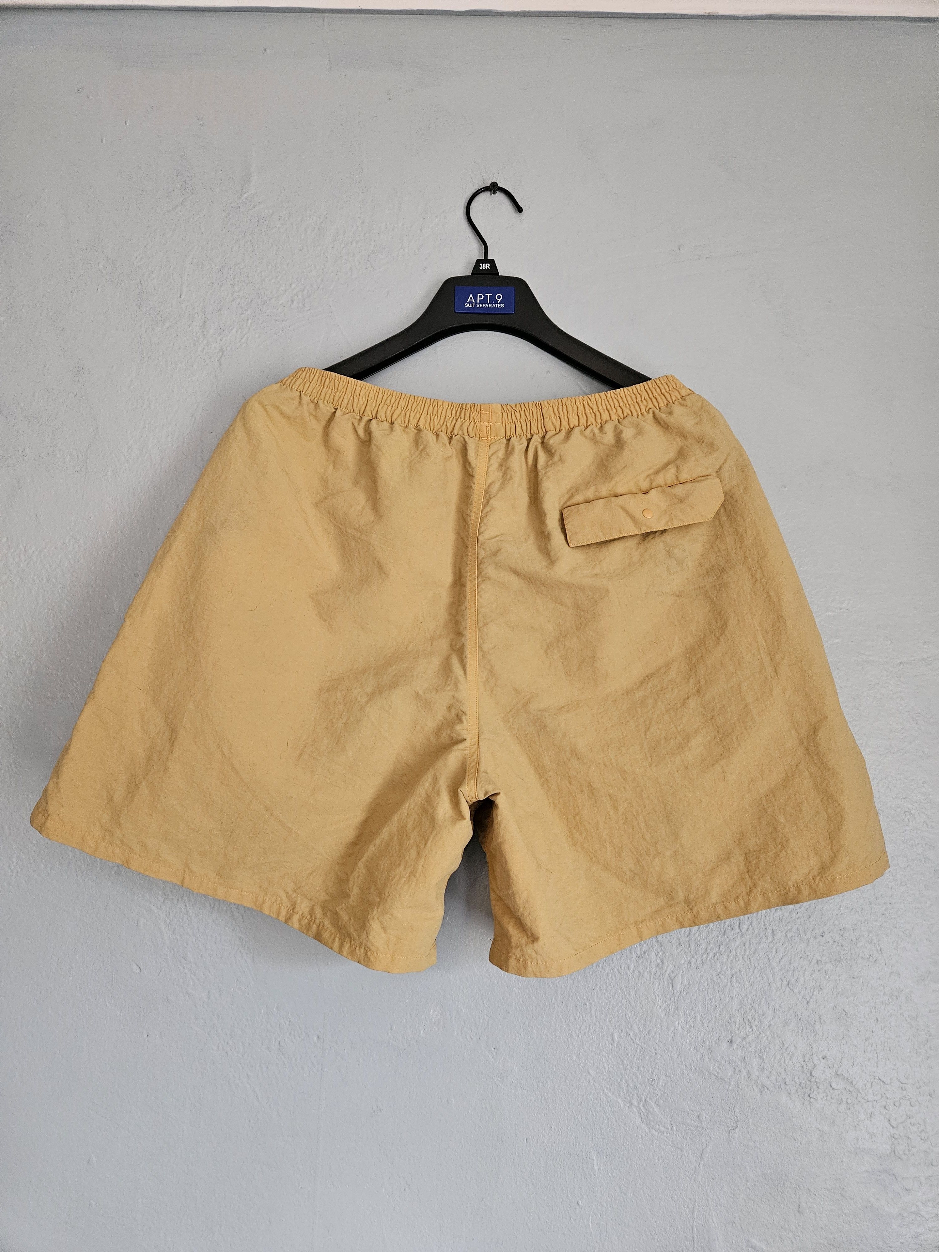 Travis Scott Cactus Jack Trails Logo Nylon Gold Shorts Size US 36 / EU 52 - 7 Thumbnail
