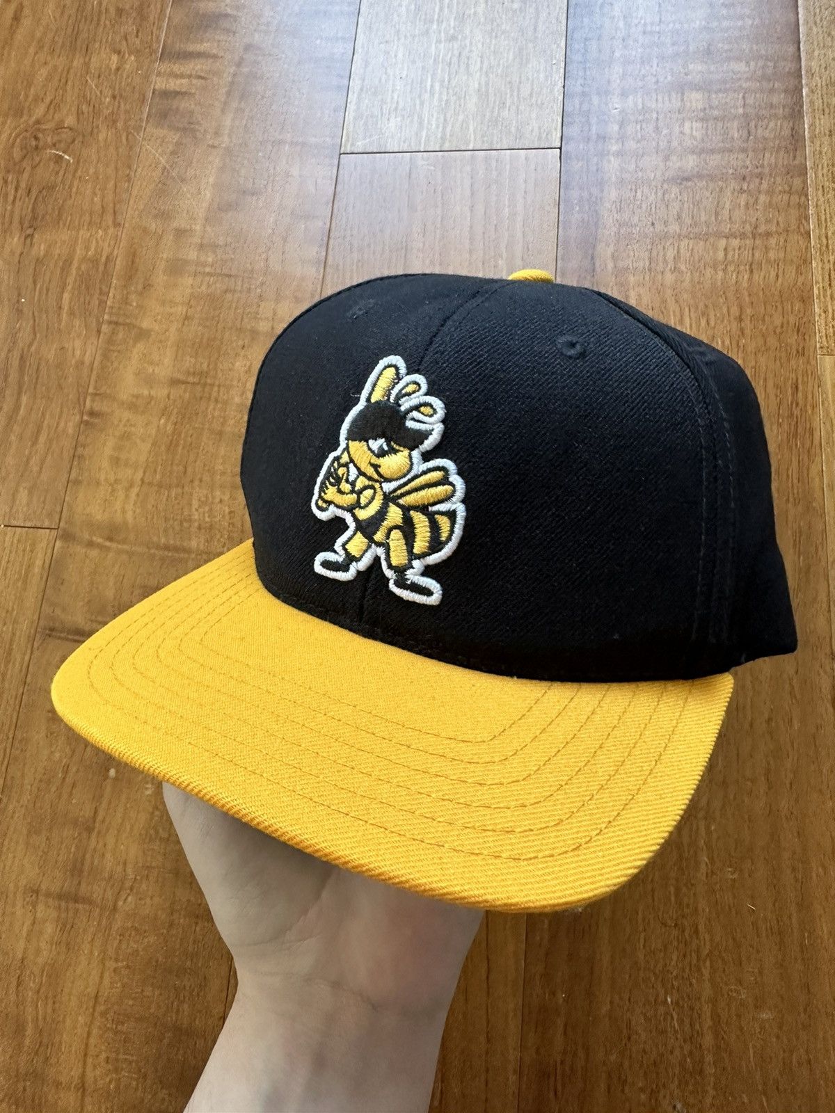 Vintage Vintage Y2K 00s American Needle Georgia Tech Snapback Hat Size ONE SIZE - 4 Thumbnail