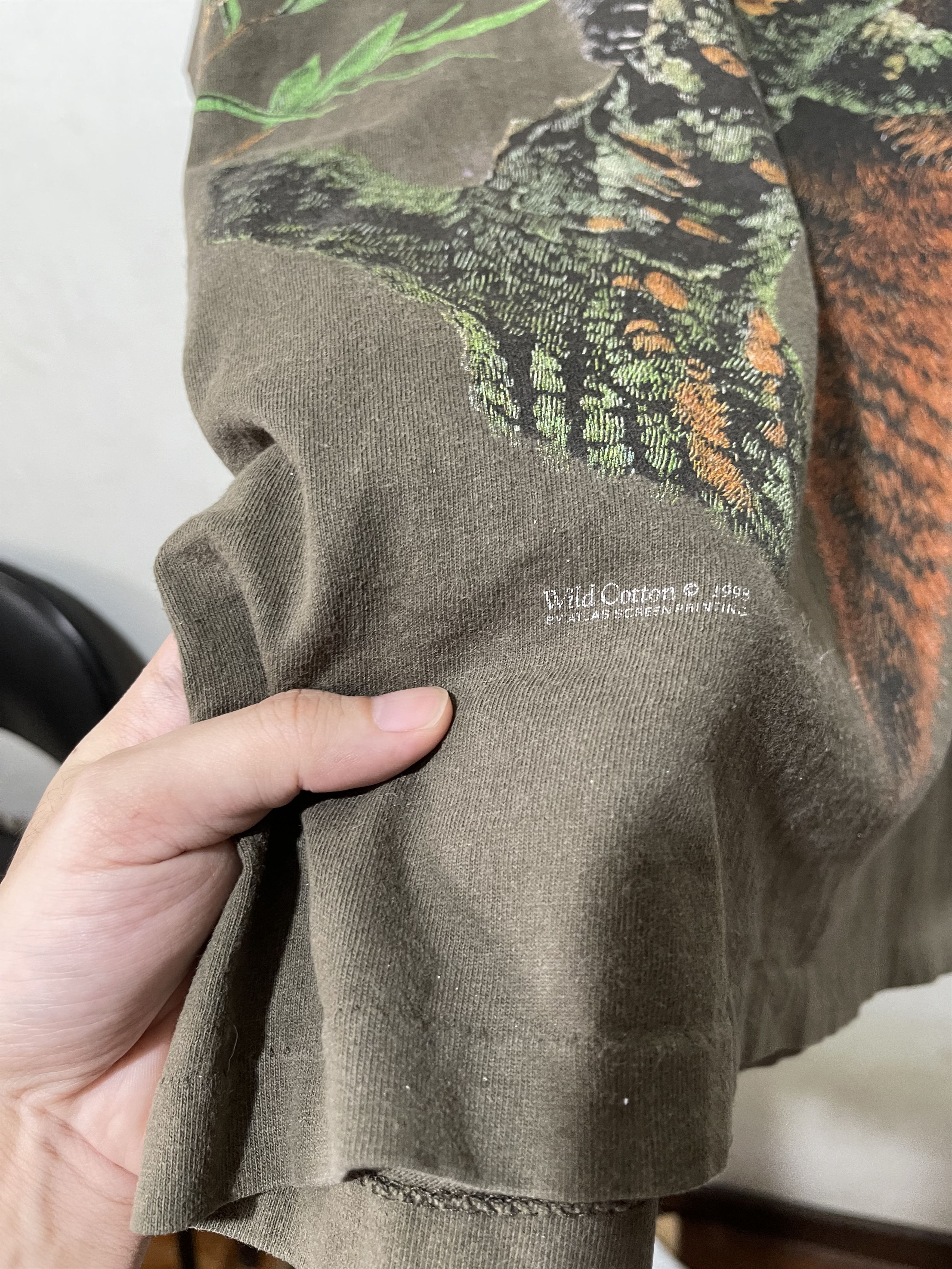 Vintage Vintage 90s Red panda Shirt Size US L / EU 52-54 / 3 - 3 Thumbnail