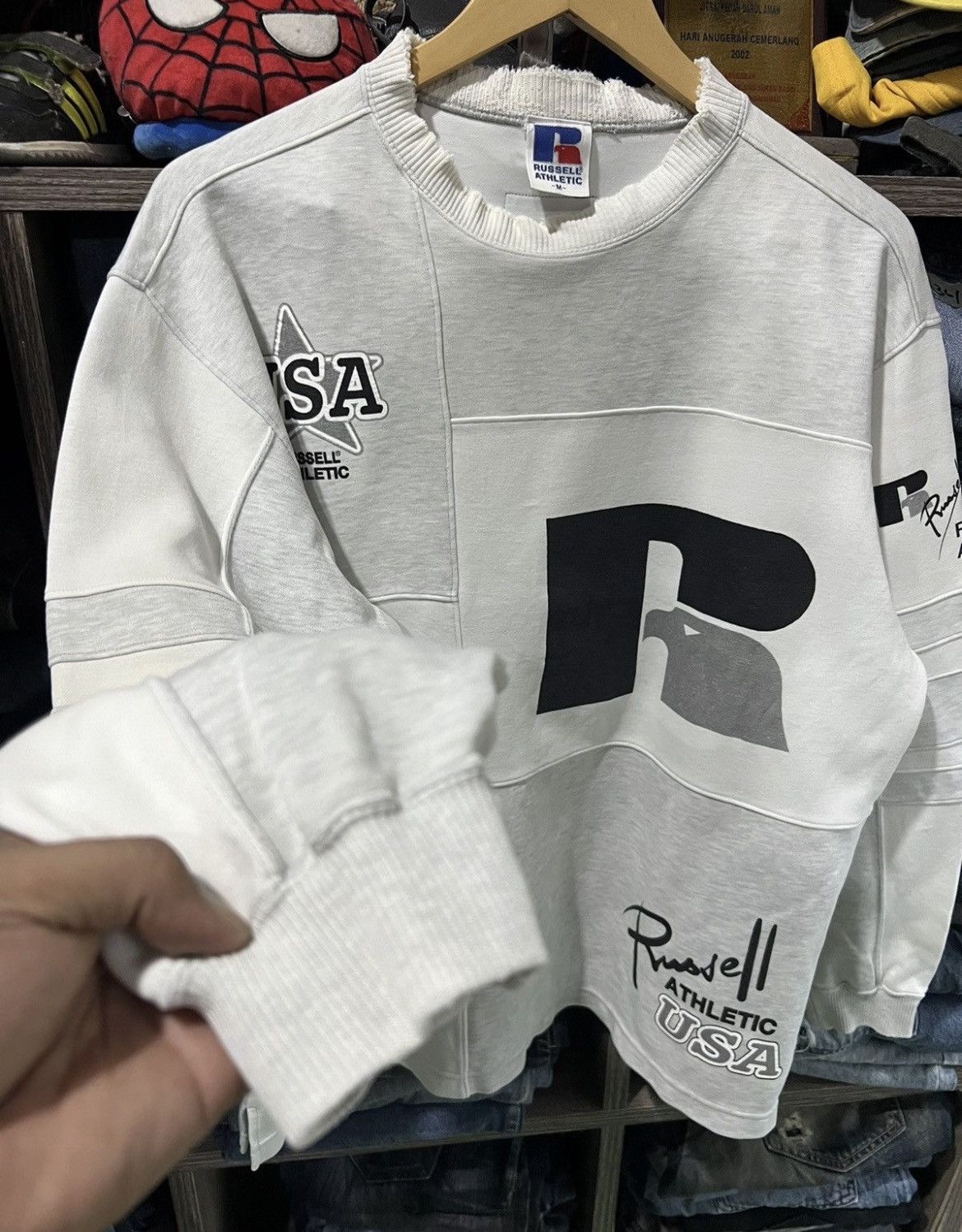 Russell Athletic 🔥Vintage Distressed Russell Athletic Crewneck Sweatshirt Size US M / EU 48-50 / 2 - 9 Thumbnail