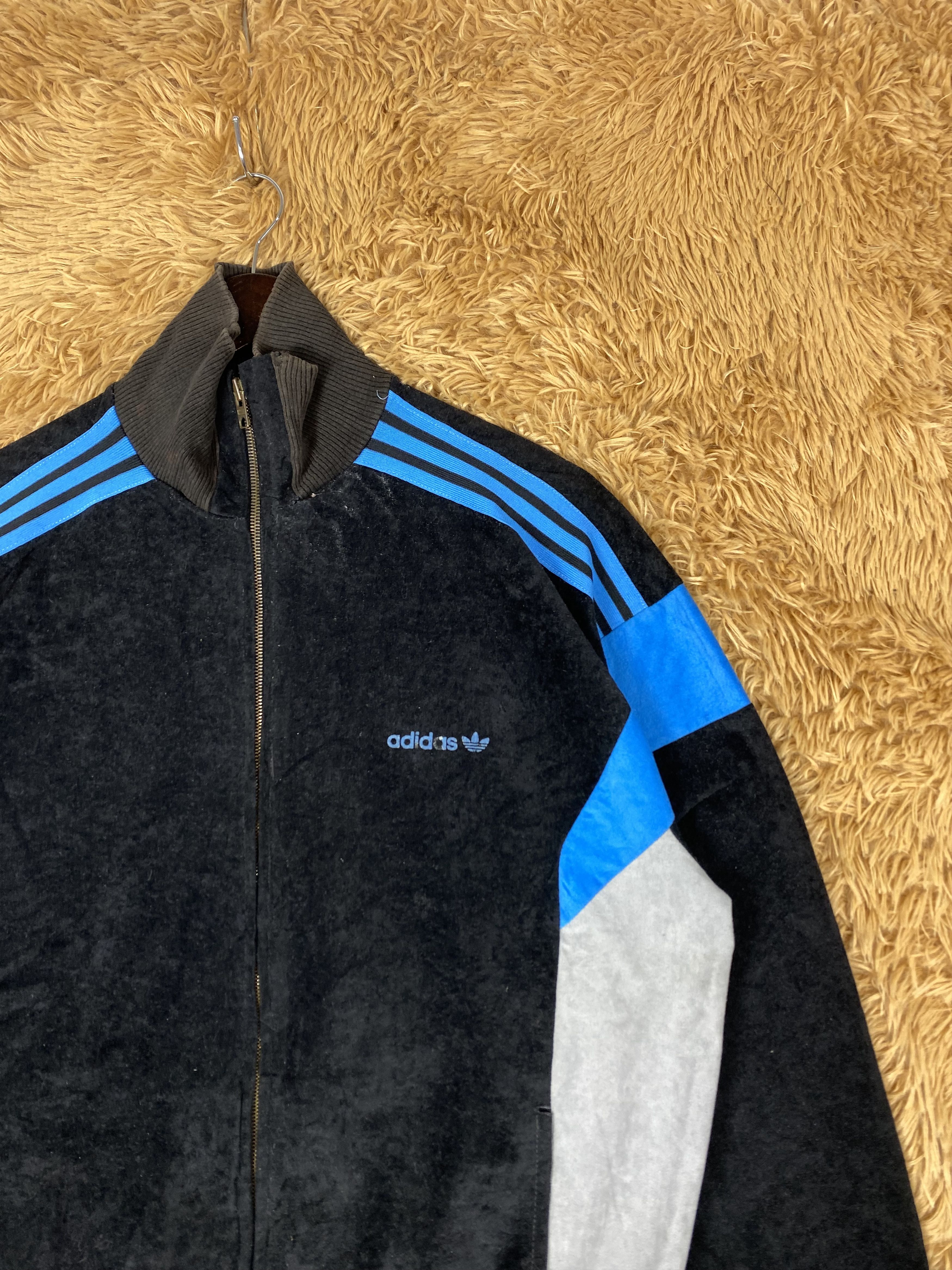 Adidas Vintage Adidas OG Trefoil 3 Stripe Jacket DJ0059 Size US S / EU 44-46 / 1 - 3 Thumbnail