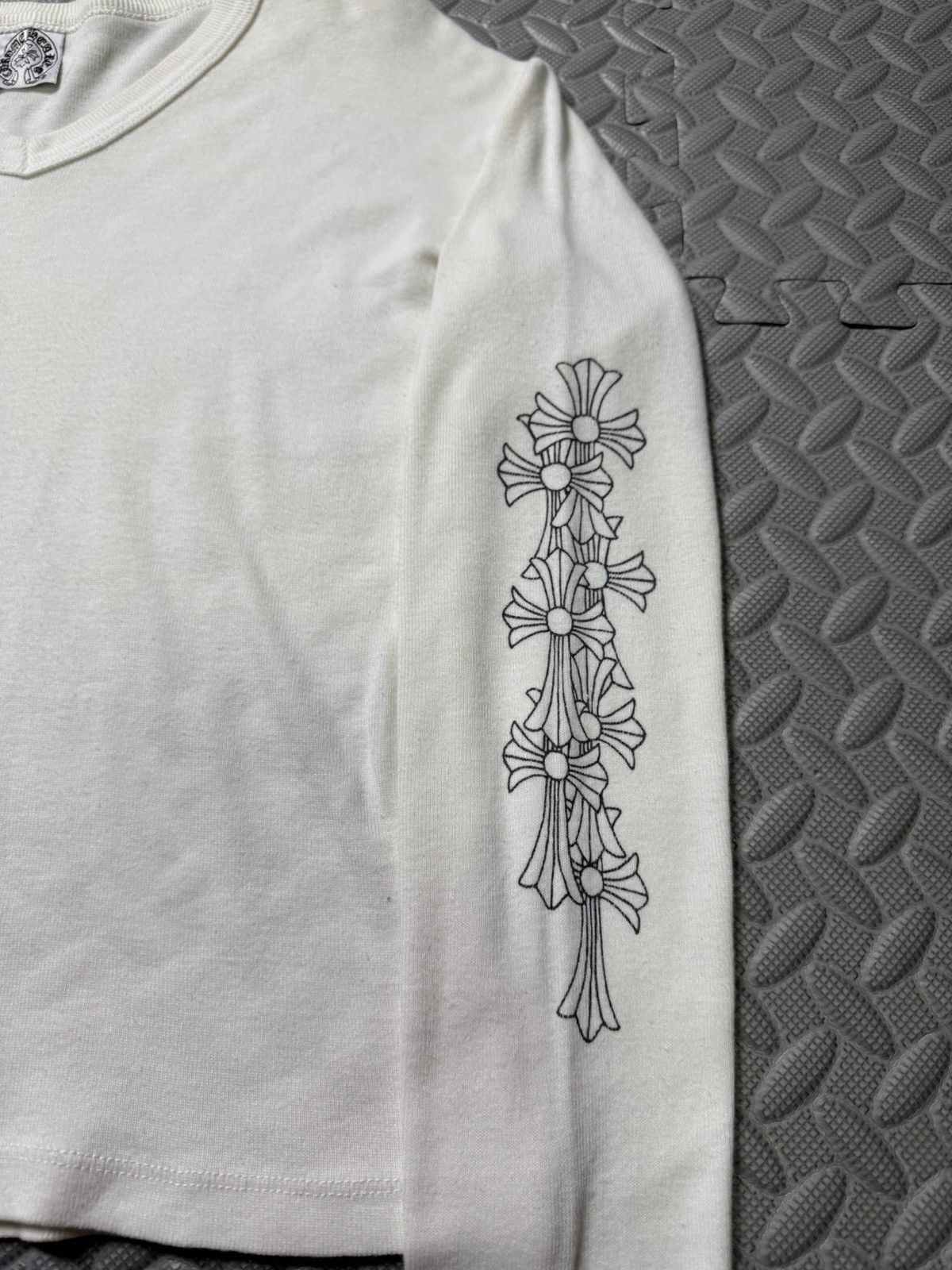 Chrome Hearts RARE! ONLY ONE LISTED HERE CEMETERY Size ONE SIZE - 4 Thumbnail