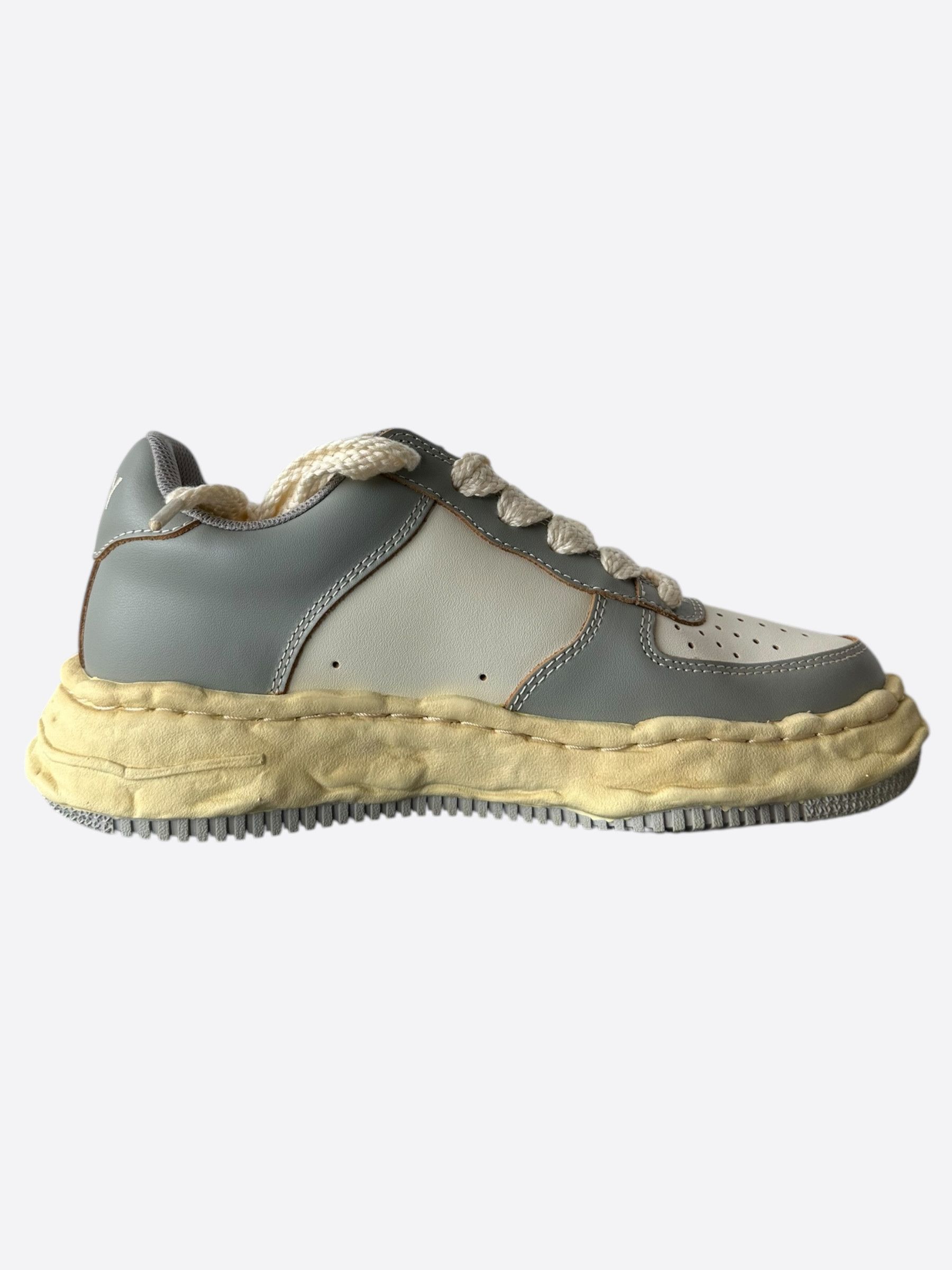 Maison MIHARA YASUHIRO Maison Mihara Yasuhiro Aged Grey & White Wayne Sneakers Size US 11 / EU 44 - 5 Thumbnail