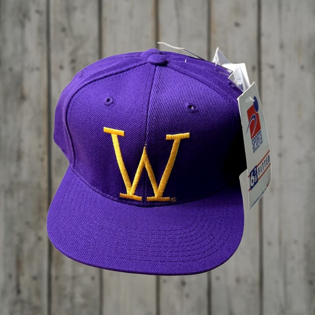 Sports Specialties VINTAGE Washington Huskies Fitted Hat Mens 6 7/8 Purple Wool Flat Bill Nike VTG Size ONE SIZE - 1 Thumbnail