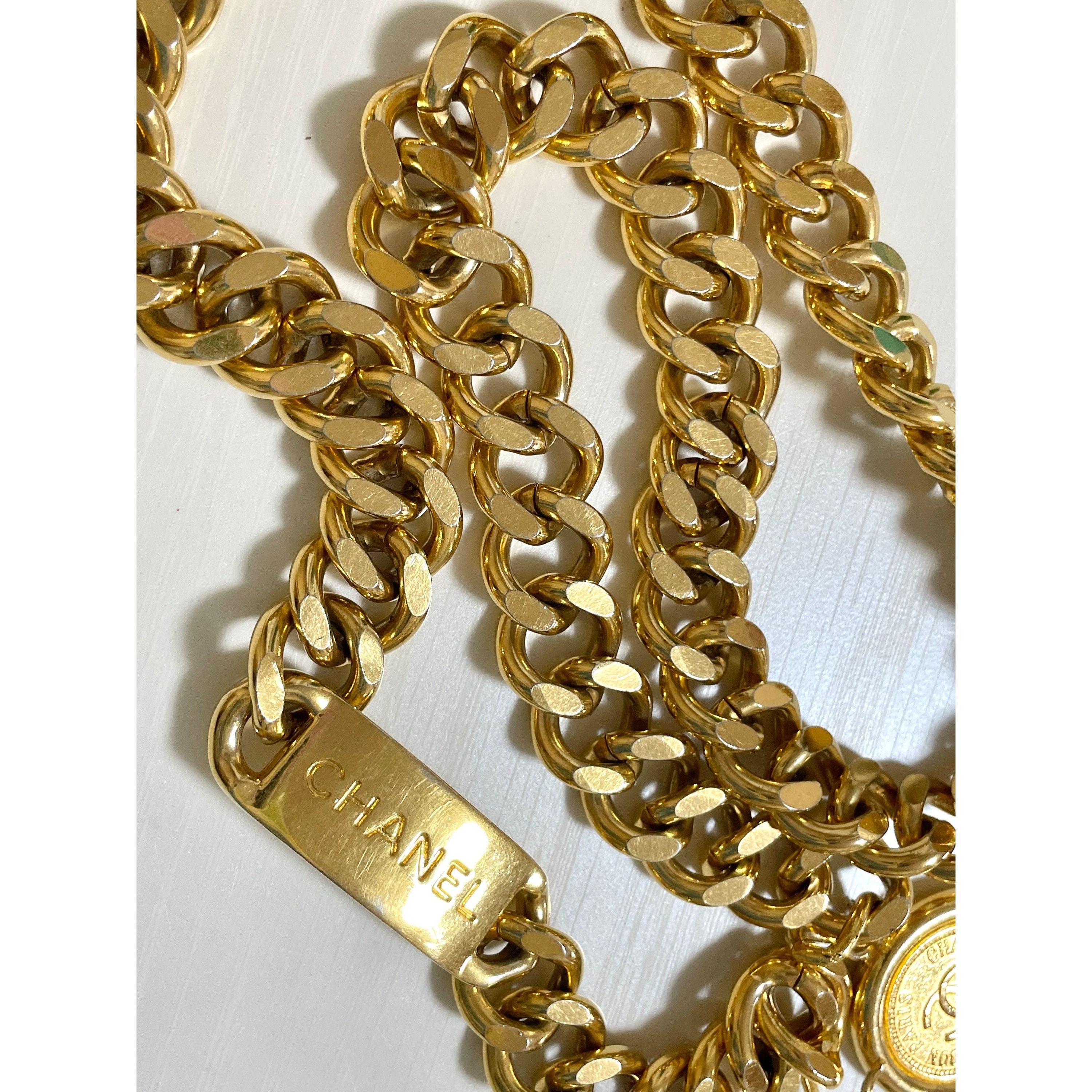 Chanel Vintage CHANEL golden thick chain belt with a CC charm Size ONE SIZE - 4 Thumbnail