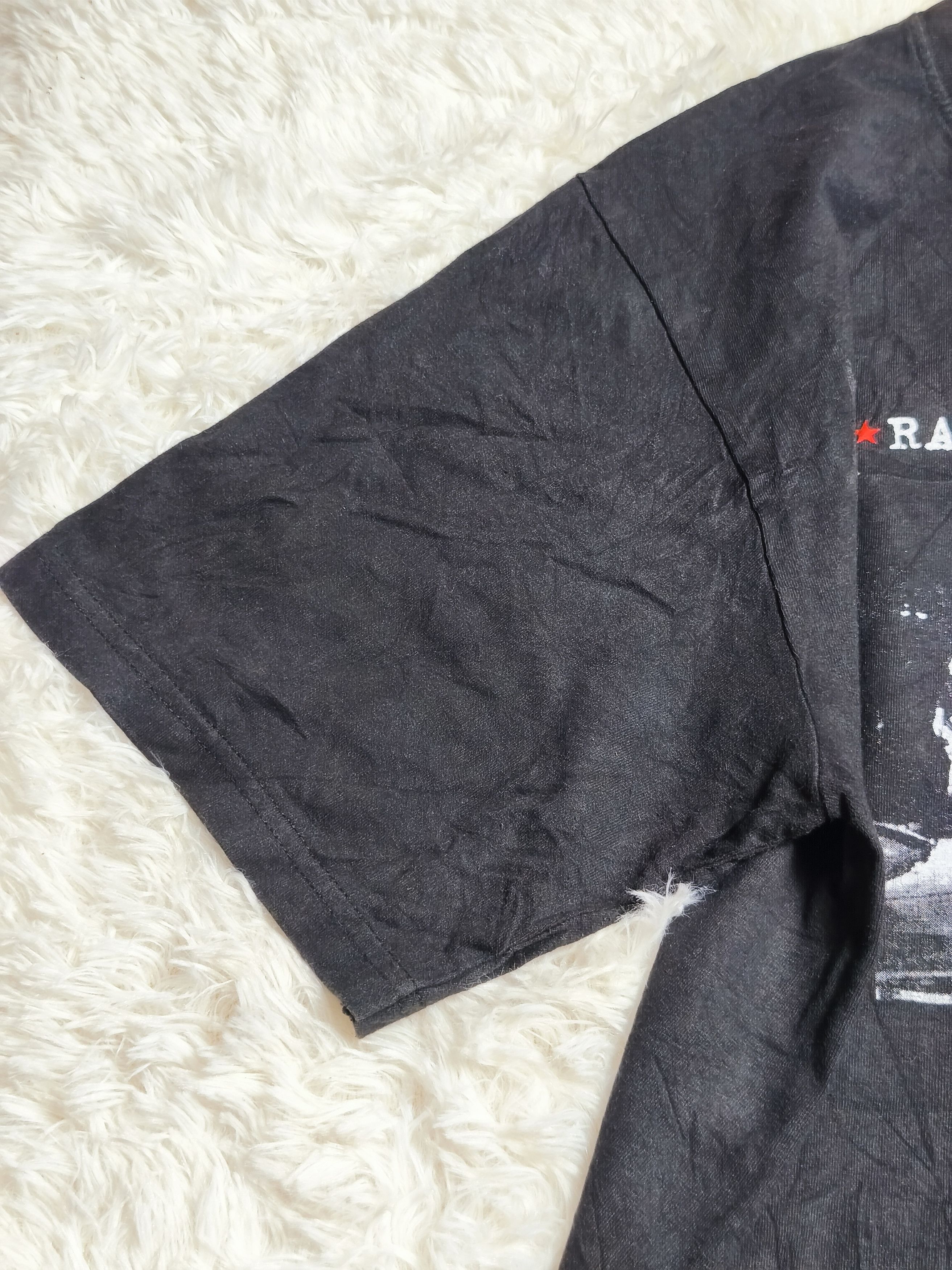 Rage Against The Machine 2000s Reprint Rage Against The Machine On The GTS Tag Size US M / EU 48-50 / 2 - 5 Thumbnail