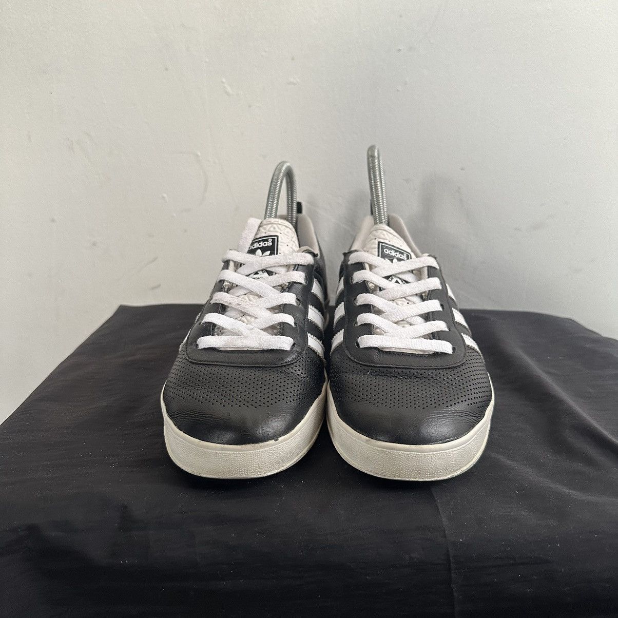 Adidas × Vintage Rare Adidas palace gazelle Y2K Trainers Blokecore Size US 7 / IT 37 - 6 Thumbnail