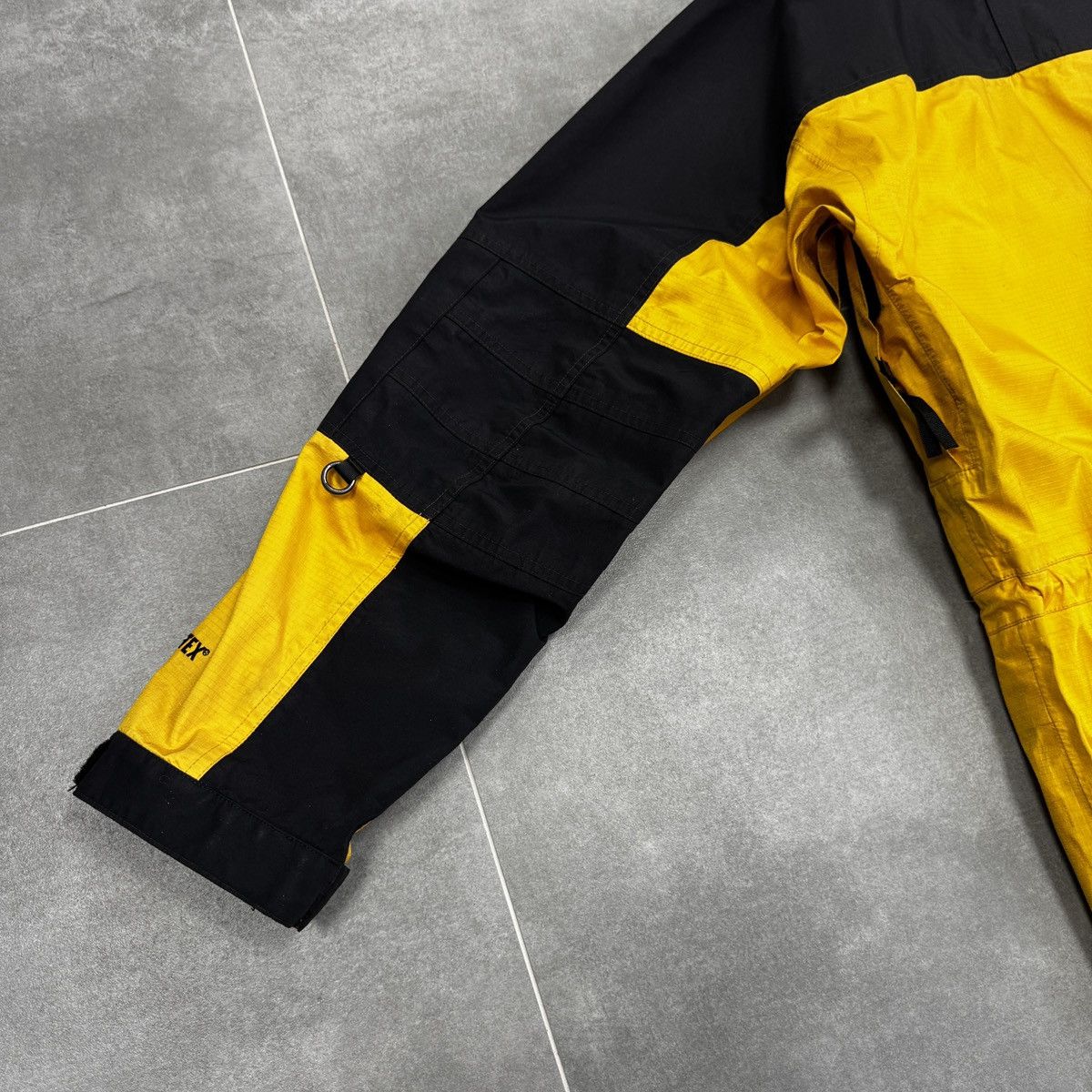 The North Face Vintage The North Face TNF Gore-Tex Raincoat Jacket 90s Size US L / EU 52-54 / 3 - 22 Thumbnail