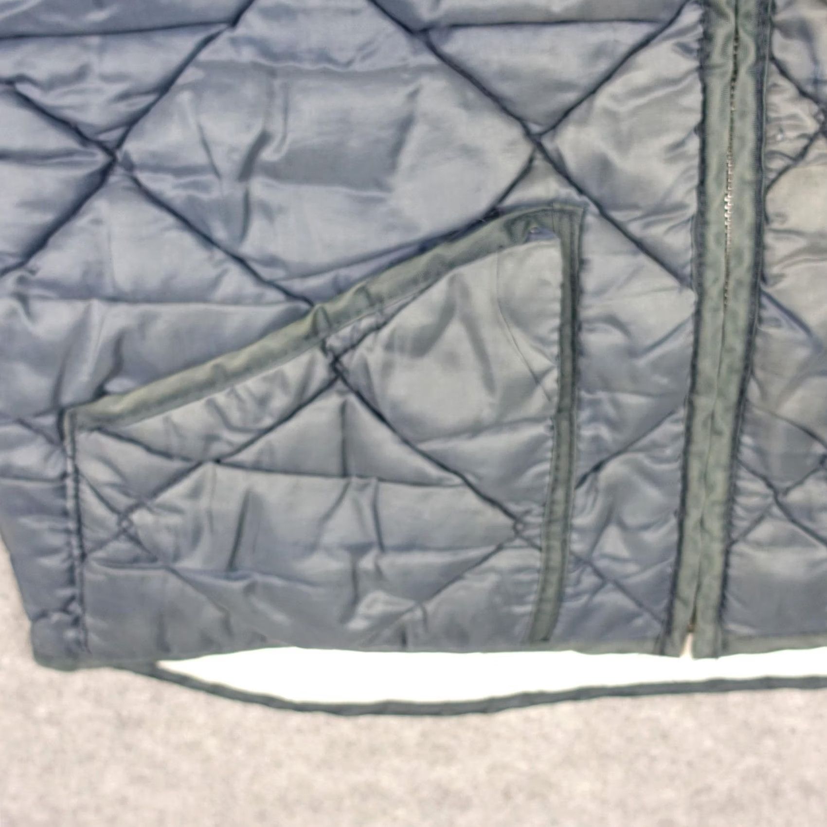 Vintage VINTAGE Snap-N-Wear Vest Mens XL Blue Quilted Nylon Full Zip Insulated Lined USA Size US XL / EU 56 / 4 - 7 Thumbnail
