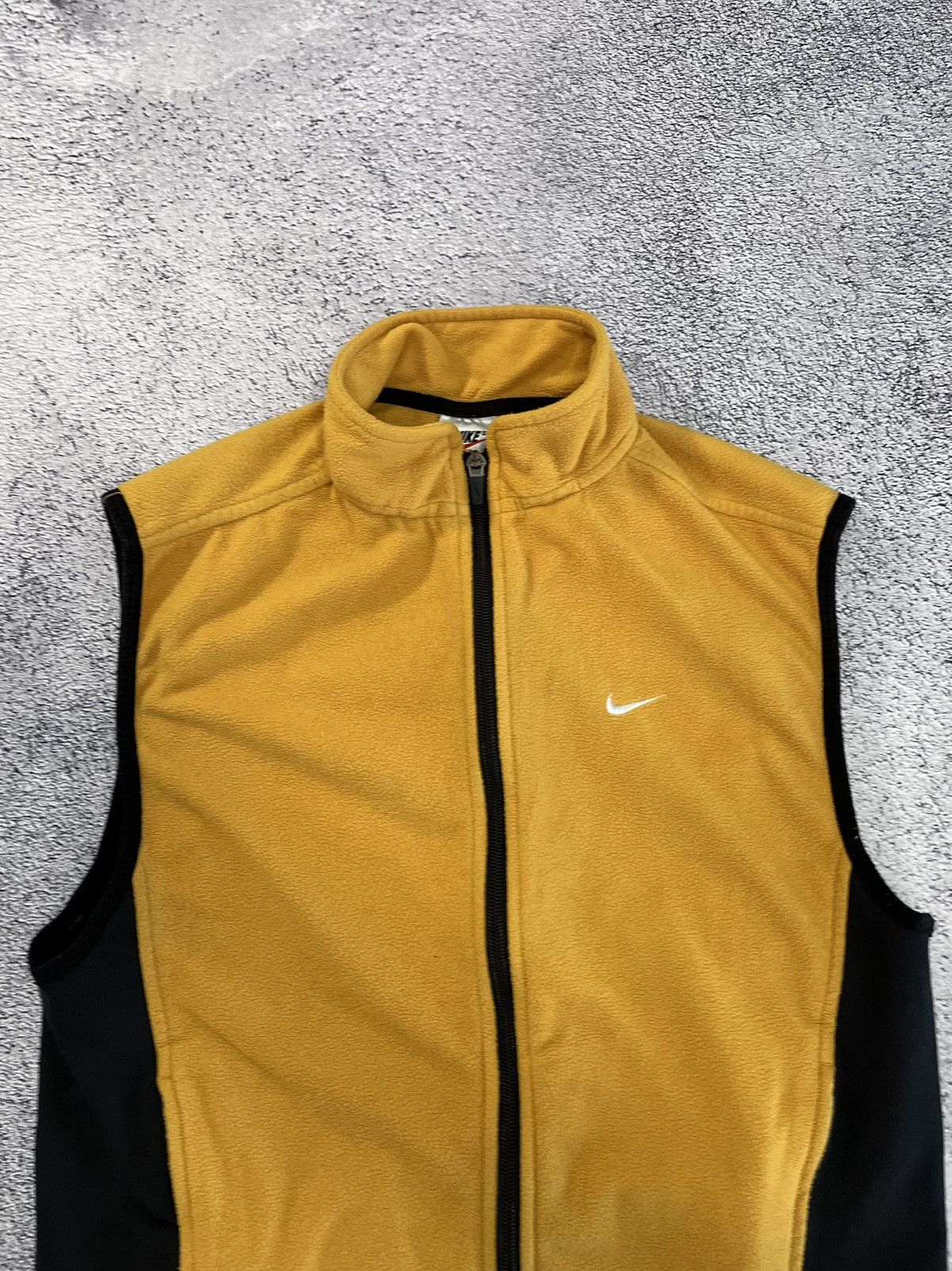 Nike Vintage Nike Fleece Vest Women M Y2K 90s Polar Fleece Swoosh Size M / US 6-8 / IT 42-44 - 3 Thumbnail