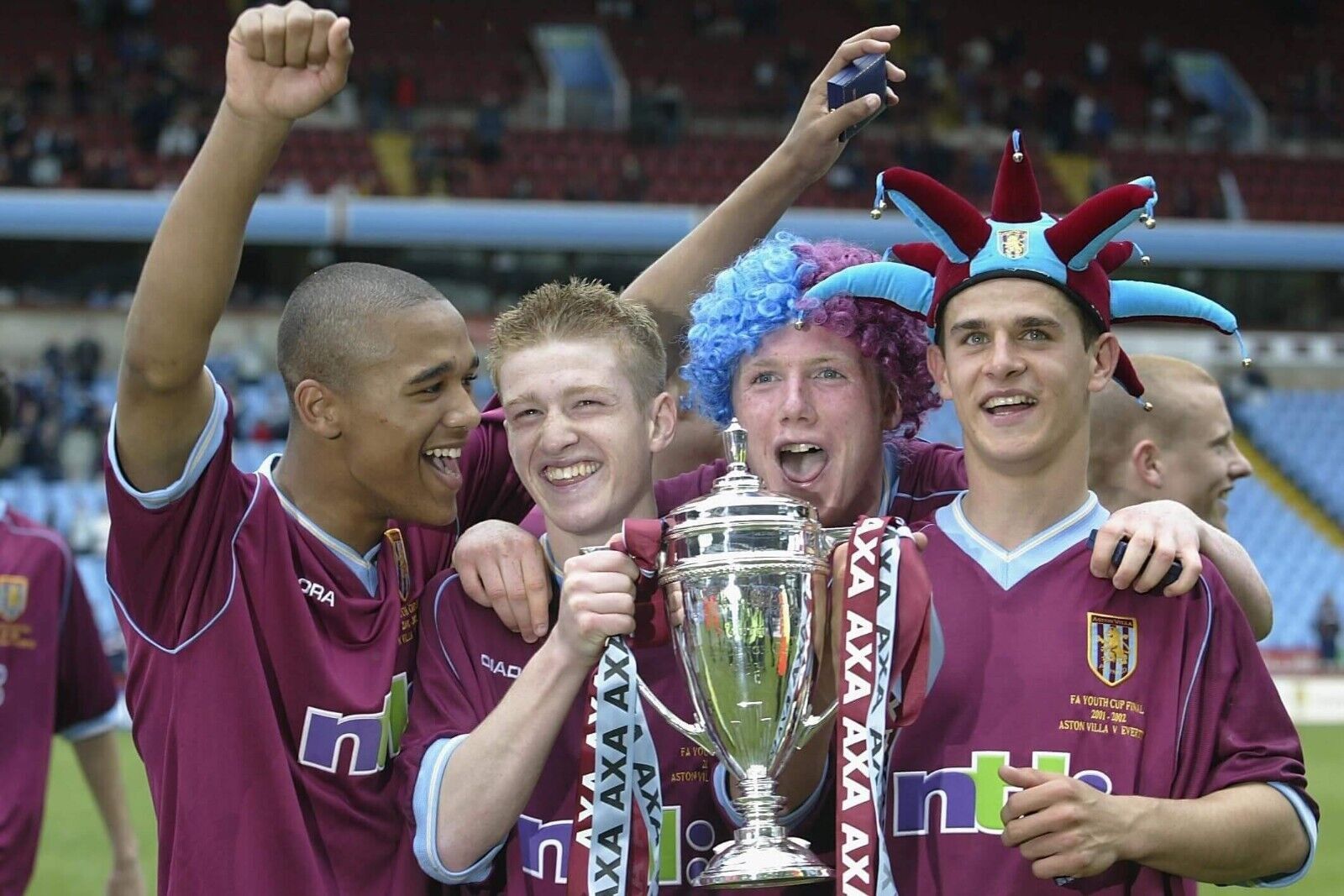 All Sport ASTON VILLA 2001 2002 HOME FOOTBALL SHIRT SOCCER JERSEY Size US M / EU 48-50 / 2 - 12 Thumbnail