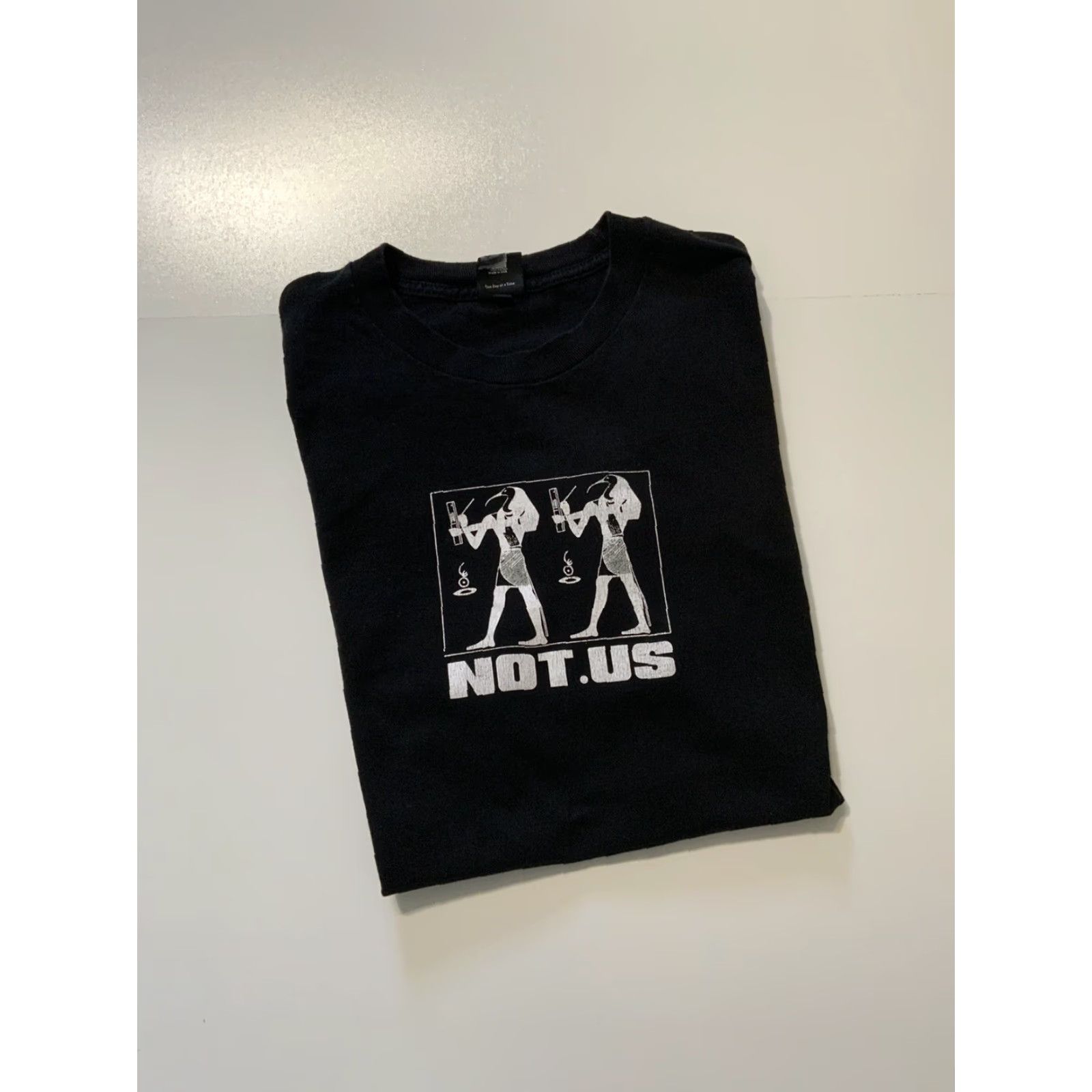 Vintage Nothing Usual Not Us Egyptian Hieroglyphics Black Crewneck Graphic T-Shirt L Mens Sz. L Size US L / EU 52-54 / 3 - 2 Thumbnail
