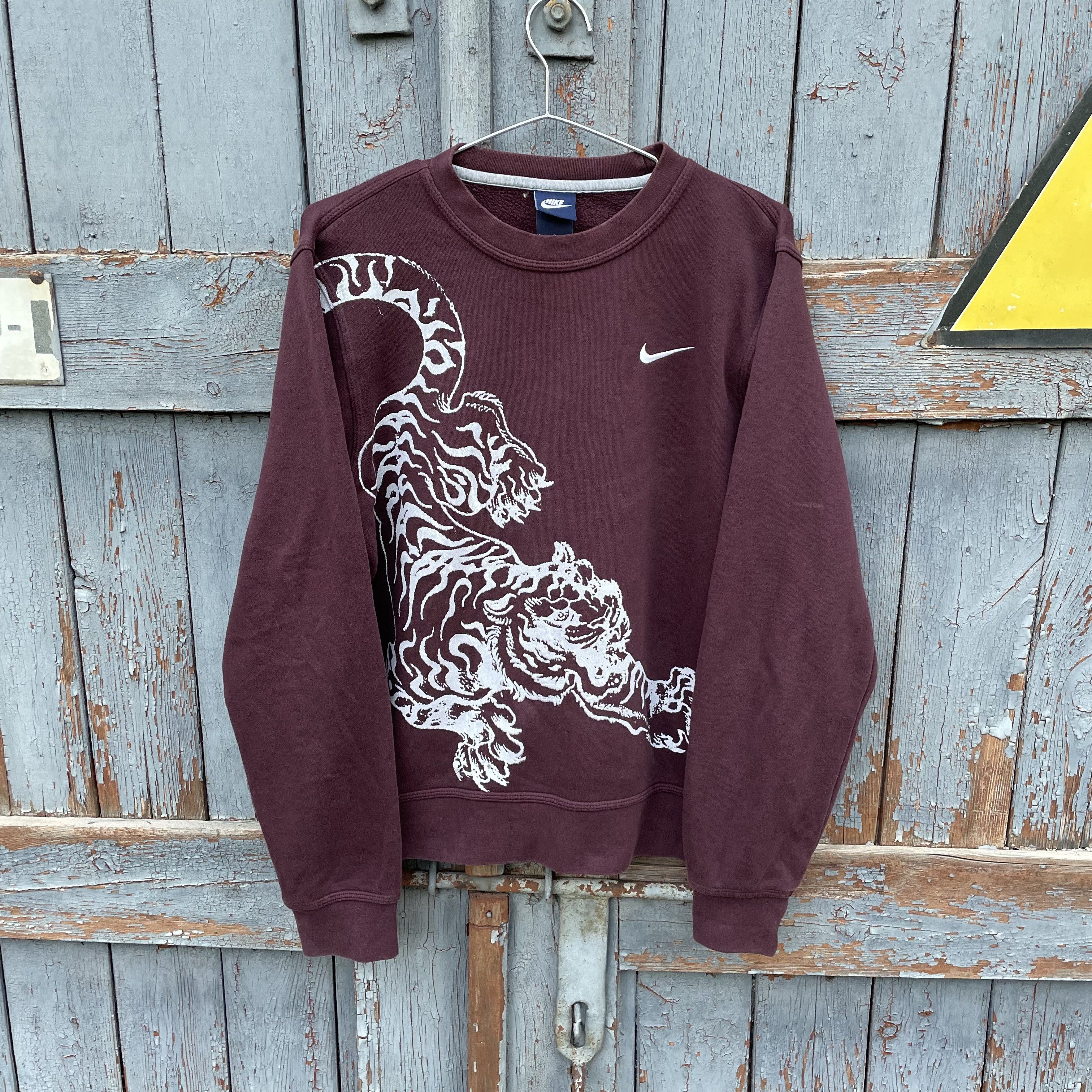 Nike × Vintage Nike Custom Sweatshirt crew neck Tiger Animal opium y2k Size US S / EU 44-46 / 1 - 14 Thumbnail
