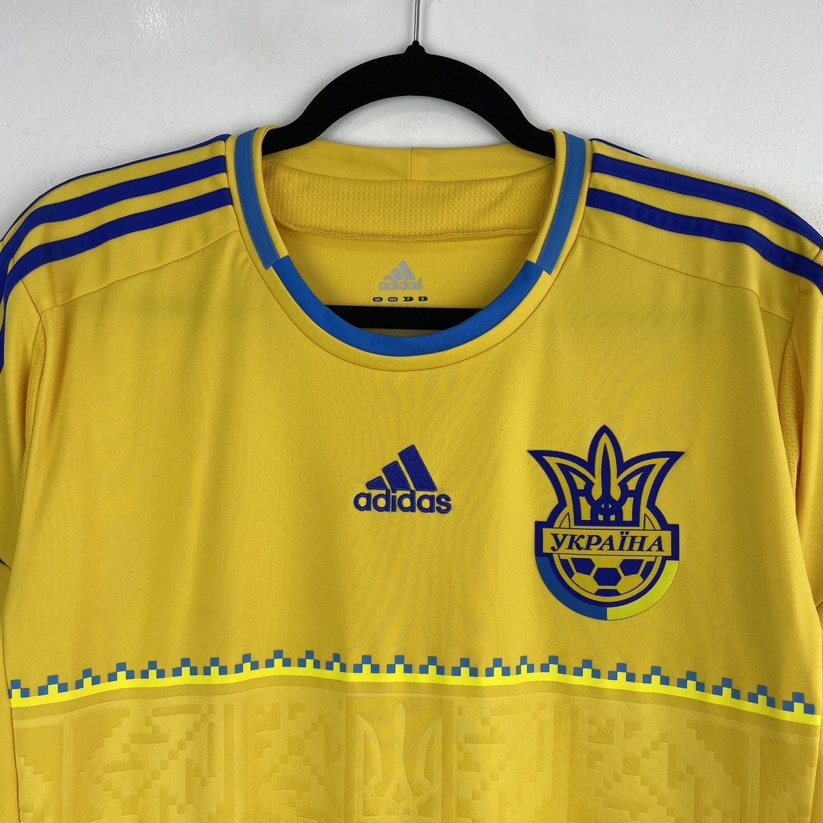 Adidas Ukraine National Team Home Soccer Jersey Shirt Euro 2012 Size US L / EU 52-54 / 3 - 2 Thumbnail