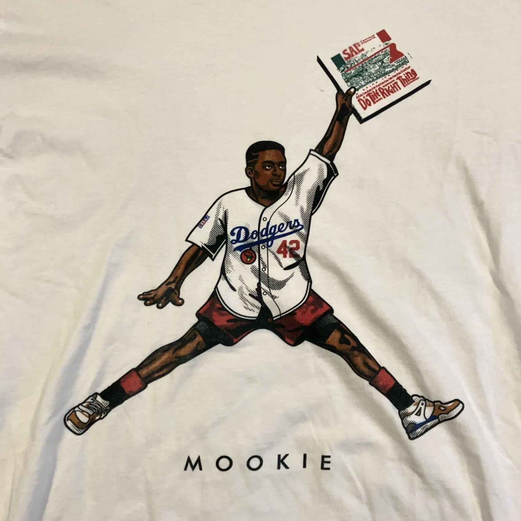Lee VINTAGE STREETWEAR OFFICIAL MOOKIE Spike Lee Do The Right Thing T Shirt L White Mens Large Short Sleeve Classic Regular Size Size US L / EU 52-54 / 3 - 2 Thumbnail
