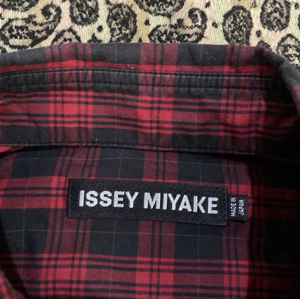 Issey Miyake 🇯🇵 Issey Miyake Men Flanel Plaid Embroidery Shirt Designer Size US L / EU 52-54 / 3 - 4 Thumbnail