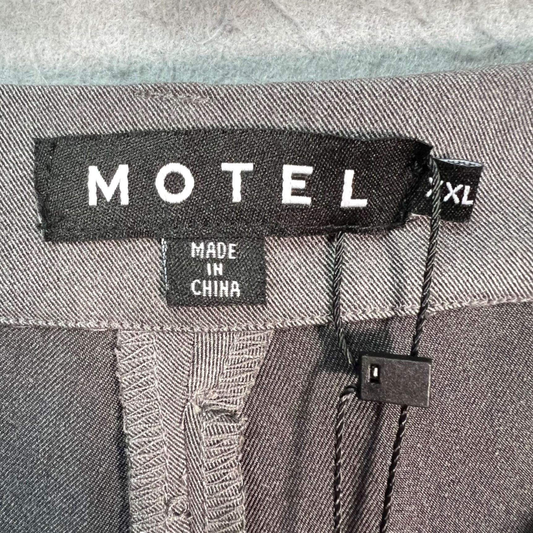 Vintage Motel Womens XL Gray Wide Leg Trousers Business Casual Pants Size 40" / US 18 - 3 Thumbnail