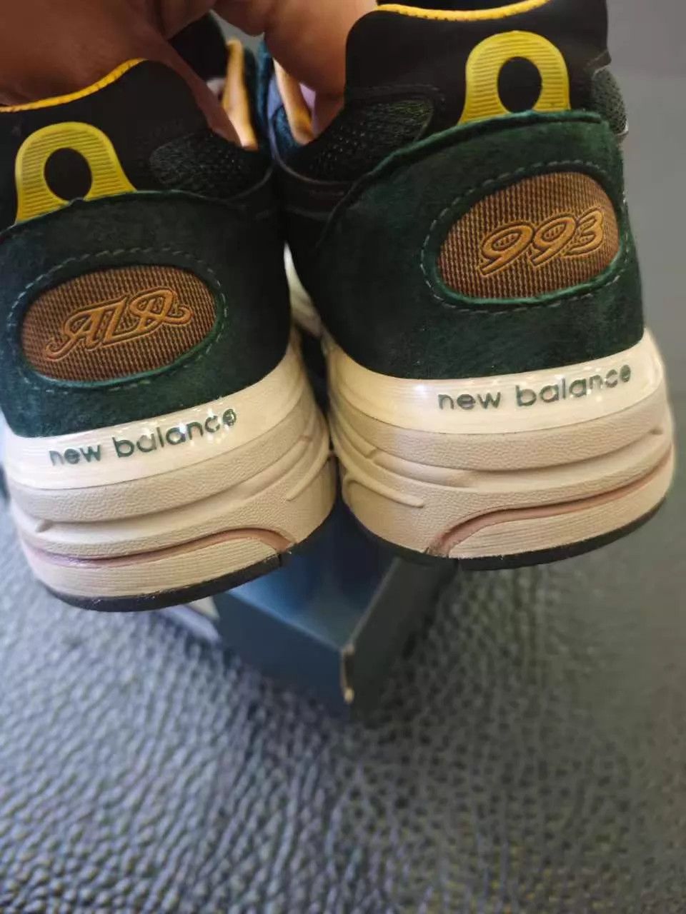 New Balance New Balance × Aime Leon Dore 993ALD Deep Green Unisex Low Top Size US 9 / EU 42 - 4 Thumbnail