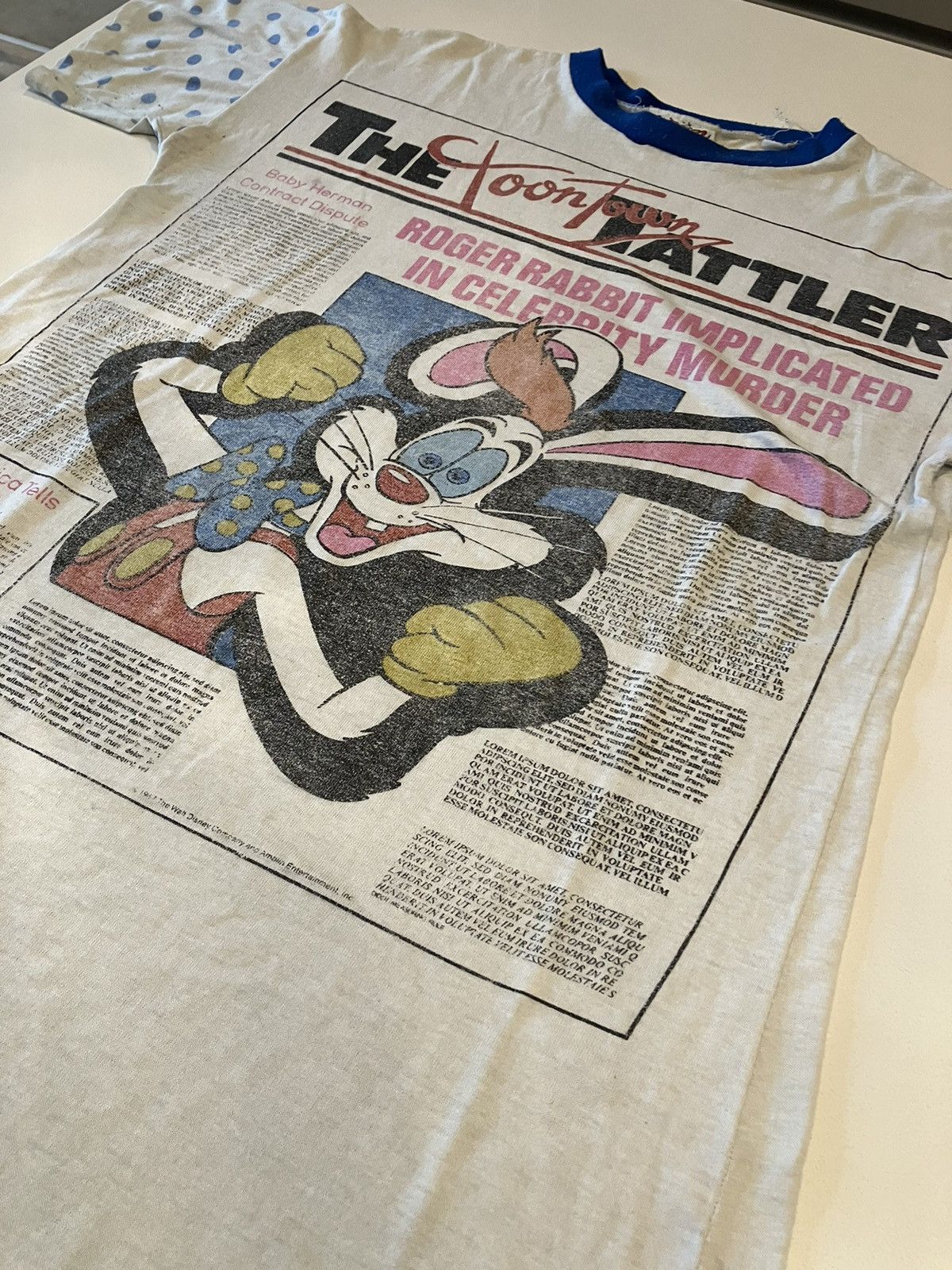 Disney Looney Tunes Roger Rabbit Newspaper Tee Size US L / EU 52-54 / 3 - 5 Thumbnail