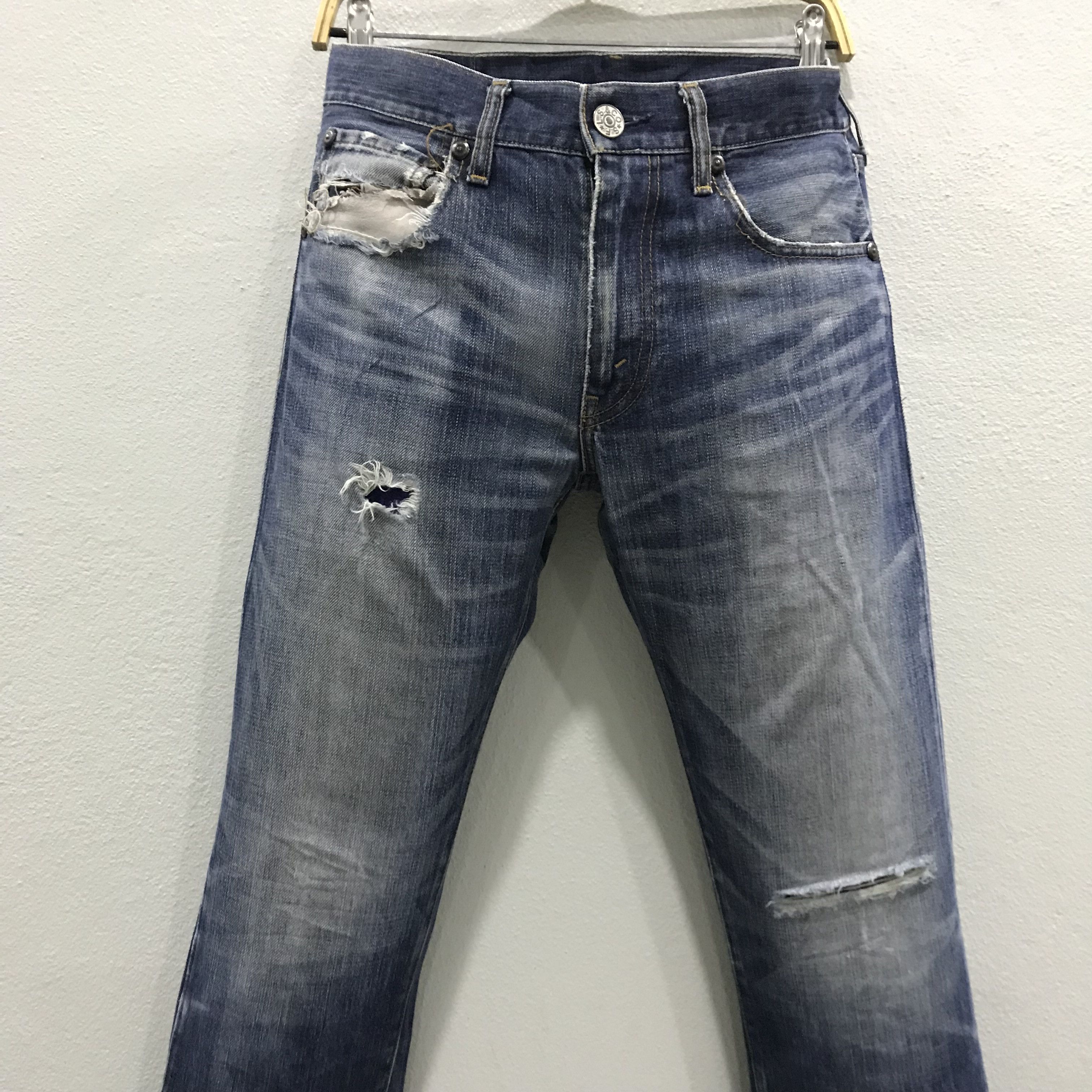 Levi's Vintage Levi’s 505 Dark Wash Distressed Straight Leg Jeans Size US 30 / EU 46 - 3 Thumbnail
