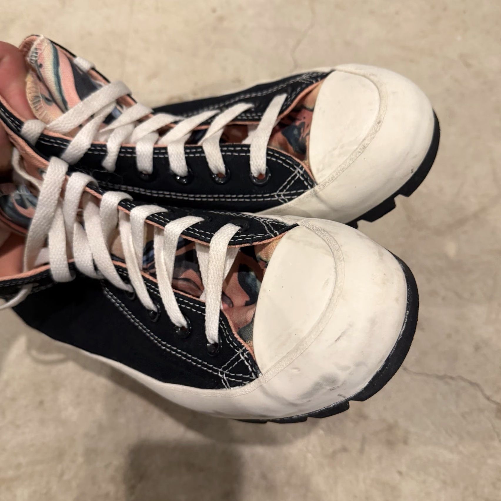 Converse Converse Chuck Taylor All Star Lugged Hi Top By You Sneakers 571211C Size 9 Black Mens High Top Shoe Size US M / EU 48-50 / 2 - 5 Thumbnail