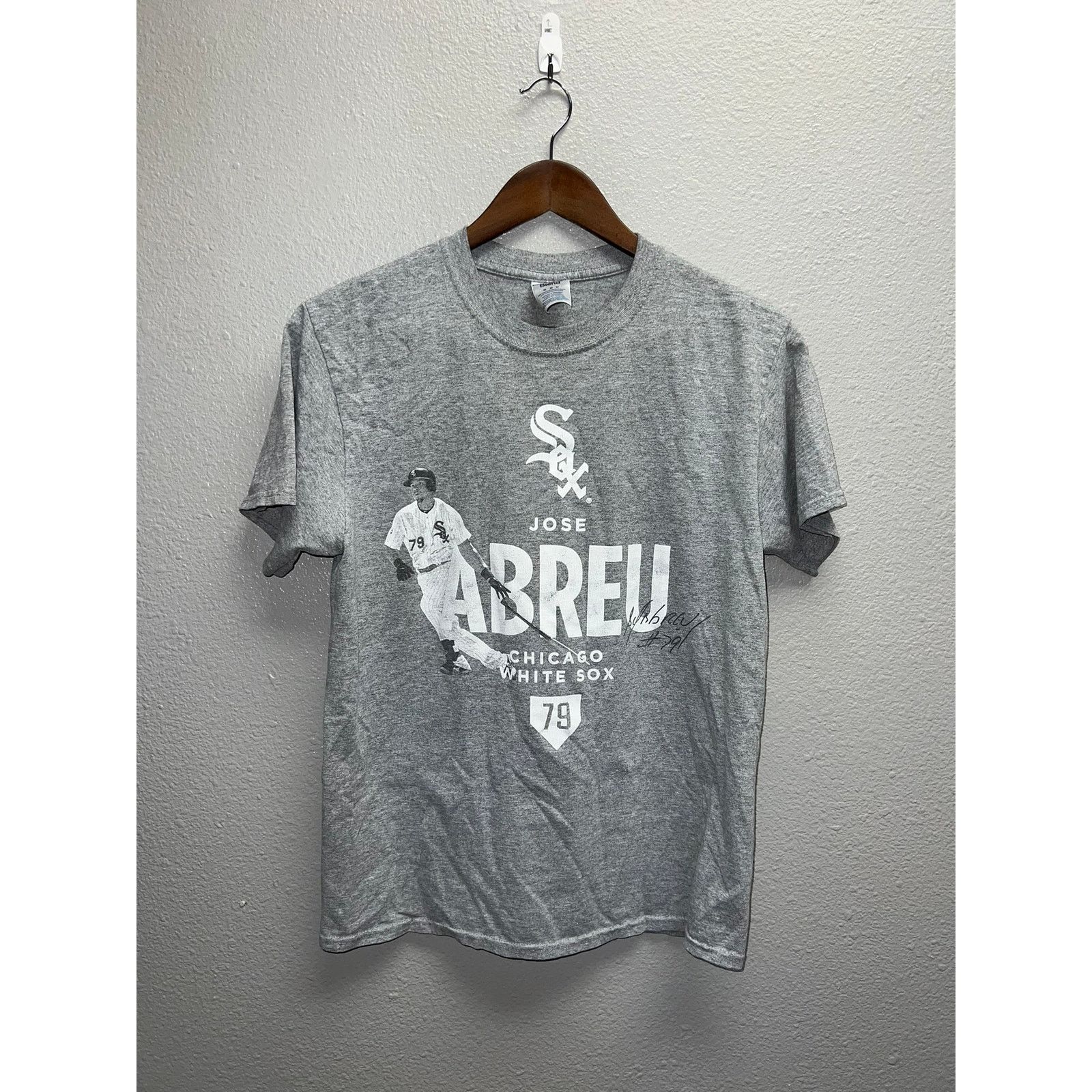 Jerzees Jose Abreu Shirt Chicago White Sox Gray Baseball Player Tee Size US M / EU 48-50 / 2 - 1 Thumbnail