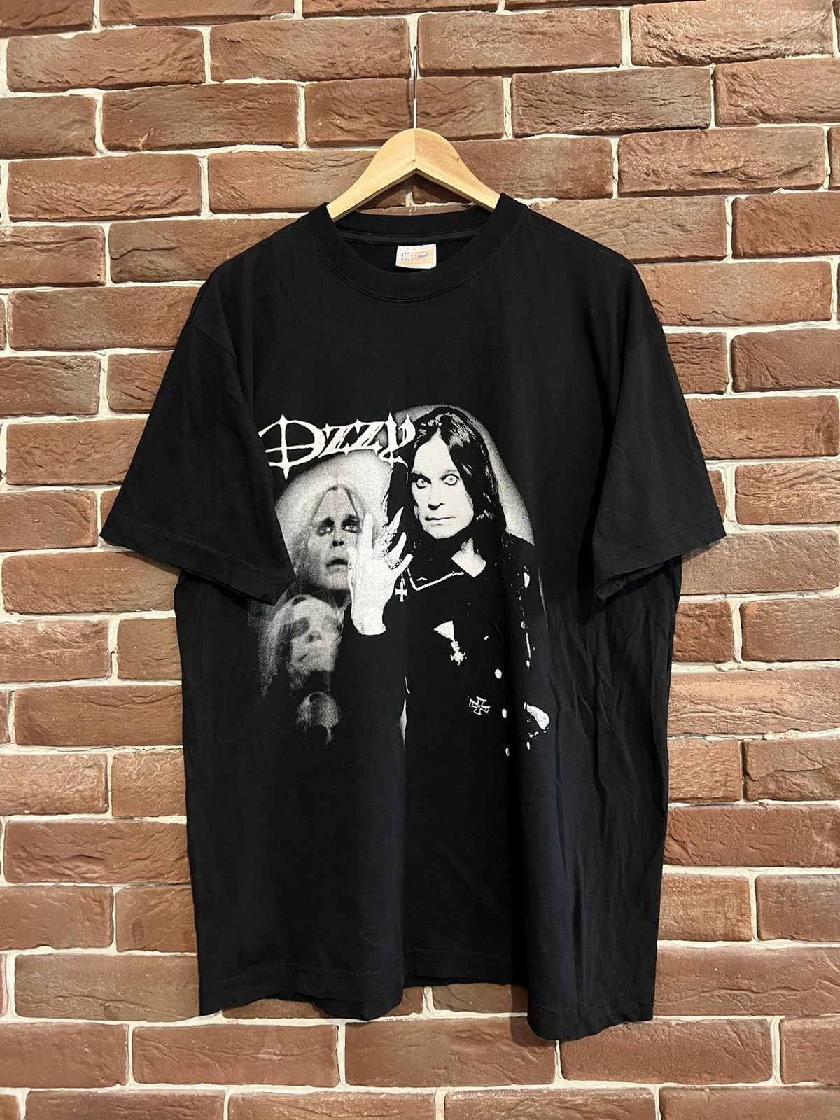 Band Tees Rare Vintage 90s Ozzy Osbourne Heavy Metal Band Tee Rare Size US XL / EU 56 / 4 - 1 Thumbnail