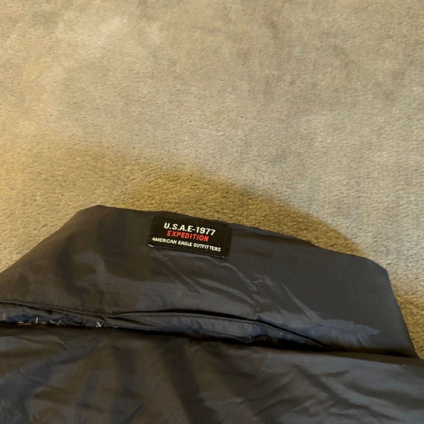 American Eagle Outfitters VINTAGE? No — Adapted to maximize search visibility: American Eagle Outfitters Puffer Vest Full Zip Sleeveless Jacket Black Men Large Size US L / EU 52-54 / 3 - 4 Thumbnail