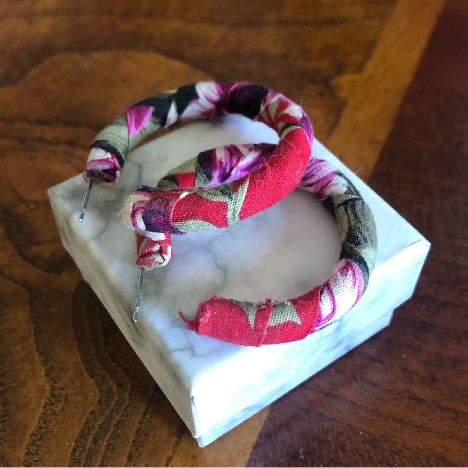 Handmade Hand crafted fabric covered hoop earrings Size ONE SIZE - 3 Thumbnail