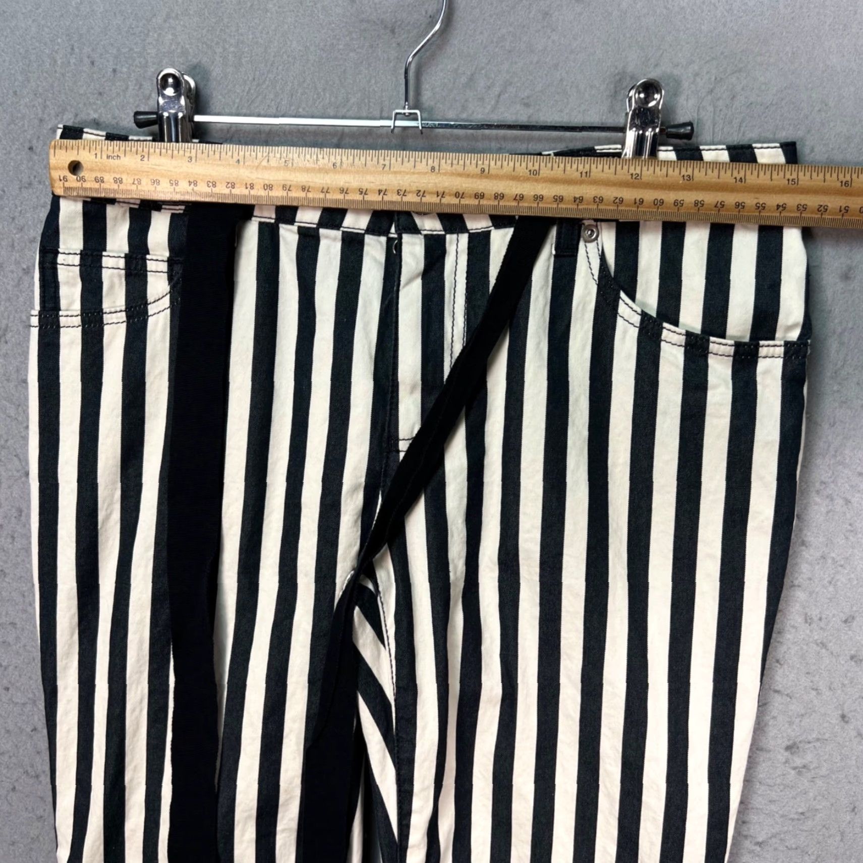 Altuzarra VINTAGE Altuzarra Black & White Striped Crop Pants Womens 38 Slim Fit w/ Waist Tie Size 26" / US 2 / IT 38 - 6 Thumbnail