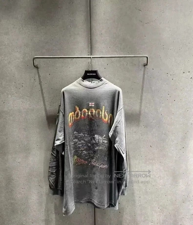 Balenciaga Balenciaga SS25 Georgia Night Longsleeve T-shirt. Size US XL / EU 56 / 4 - 1 Thumbnail