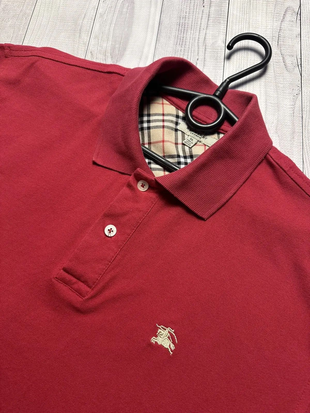 Burberry Vintage Burberry polo plaid logo red size L/XL Size US XL / EU 56 / 4 - 6 Thumbnail