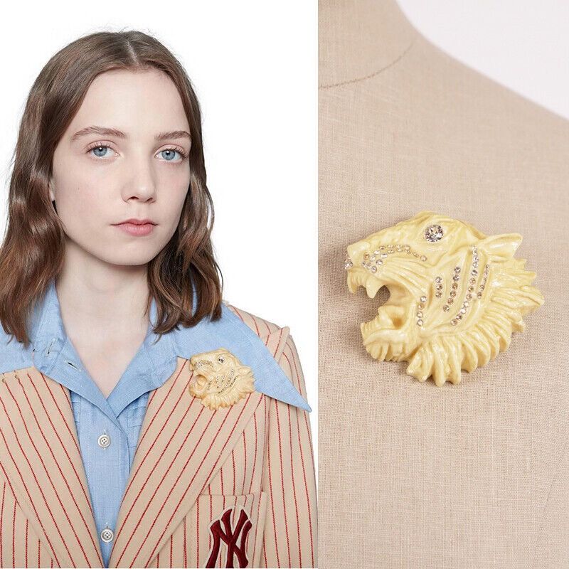 Gucci NWOT Gucci Tiger Resin Brooch Size ONE SIZE - 2 Thumbnail