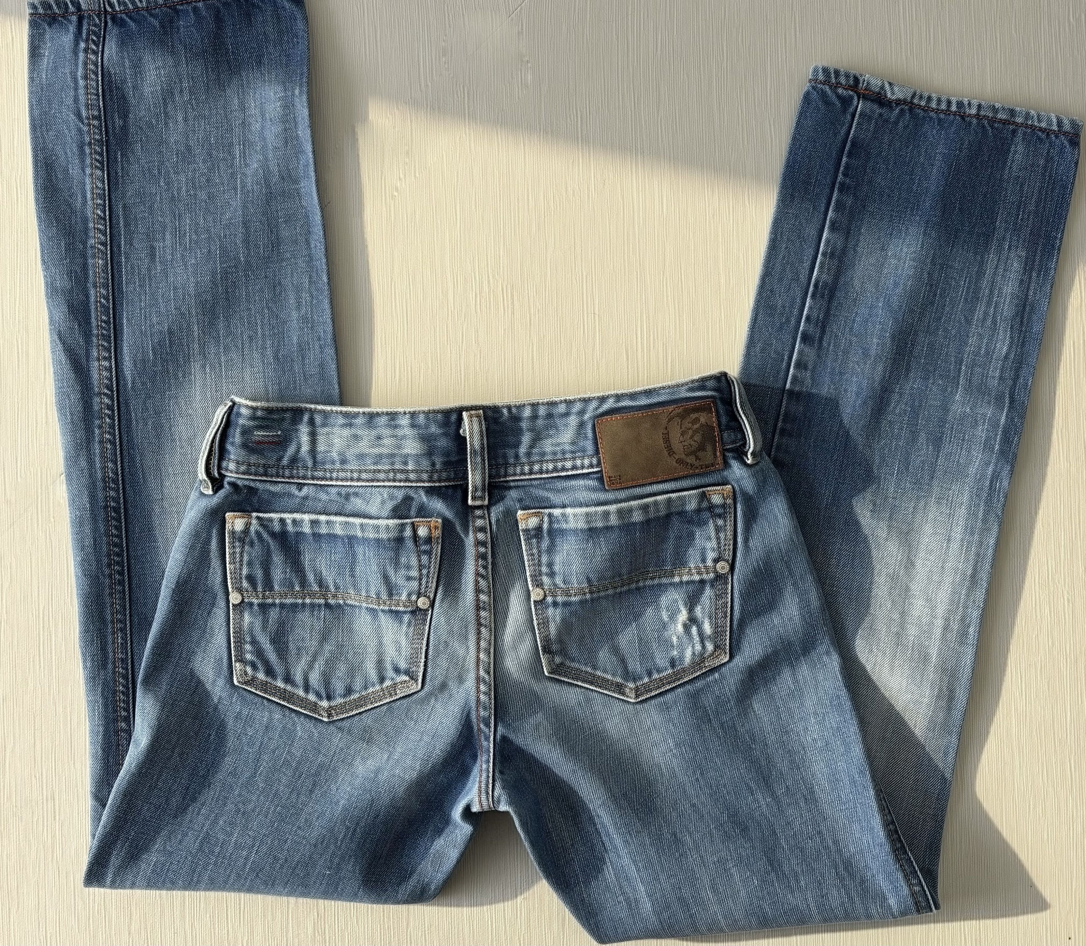 Diesel Diesel Reckfly Made in Italy Low Rise Jeans Size 27 Size 27" / US 4 / IT 40 - 2 Thumbnail