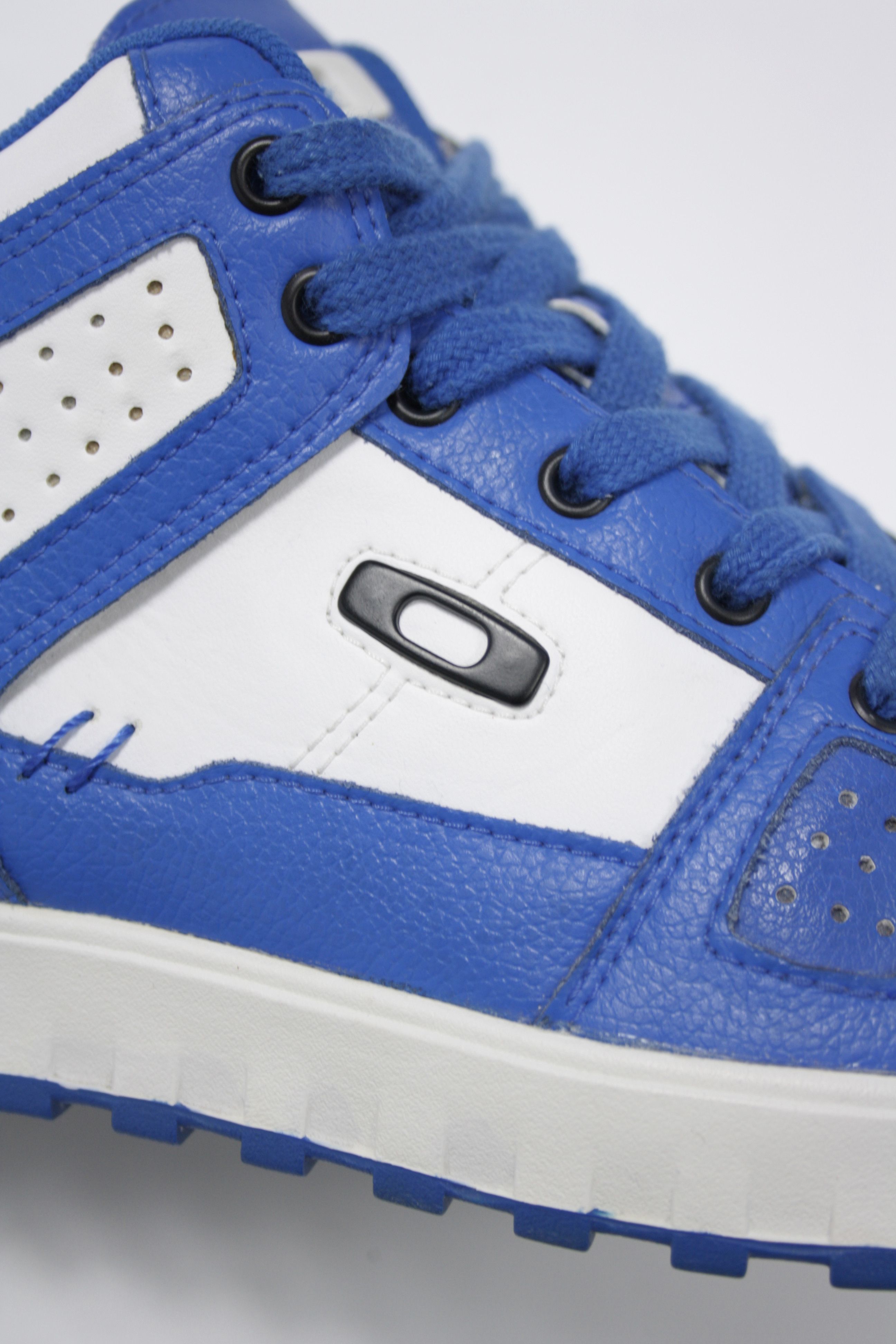 Oakley × Vintage Oakley 2000s Vintage MEGAJOULE MID Leather Sneaker Shoes Size US 9 / EU 42 - 9 Thumbnail