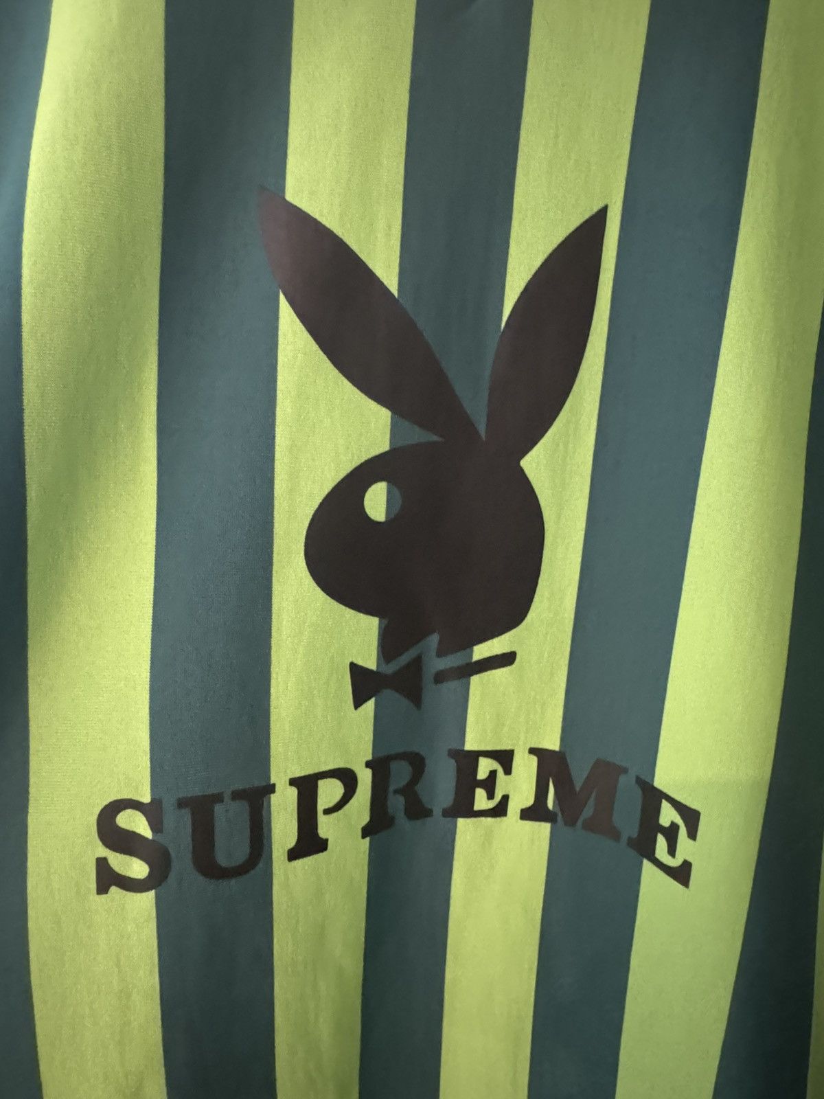 Playboy × Supreme Supreme x Playboy Soccer Kit Size US M / EU 48-50 / 2 - 2 Thumbnail