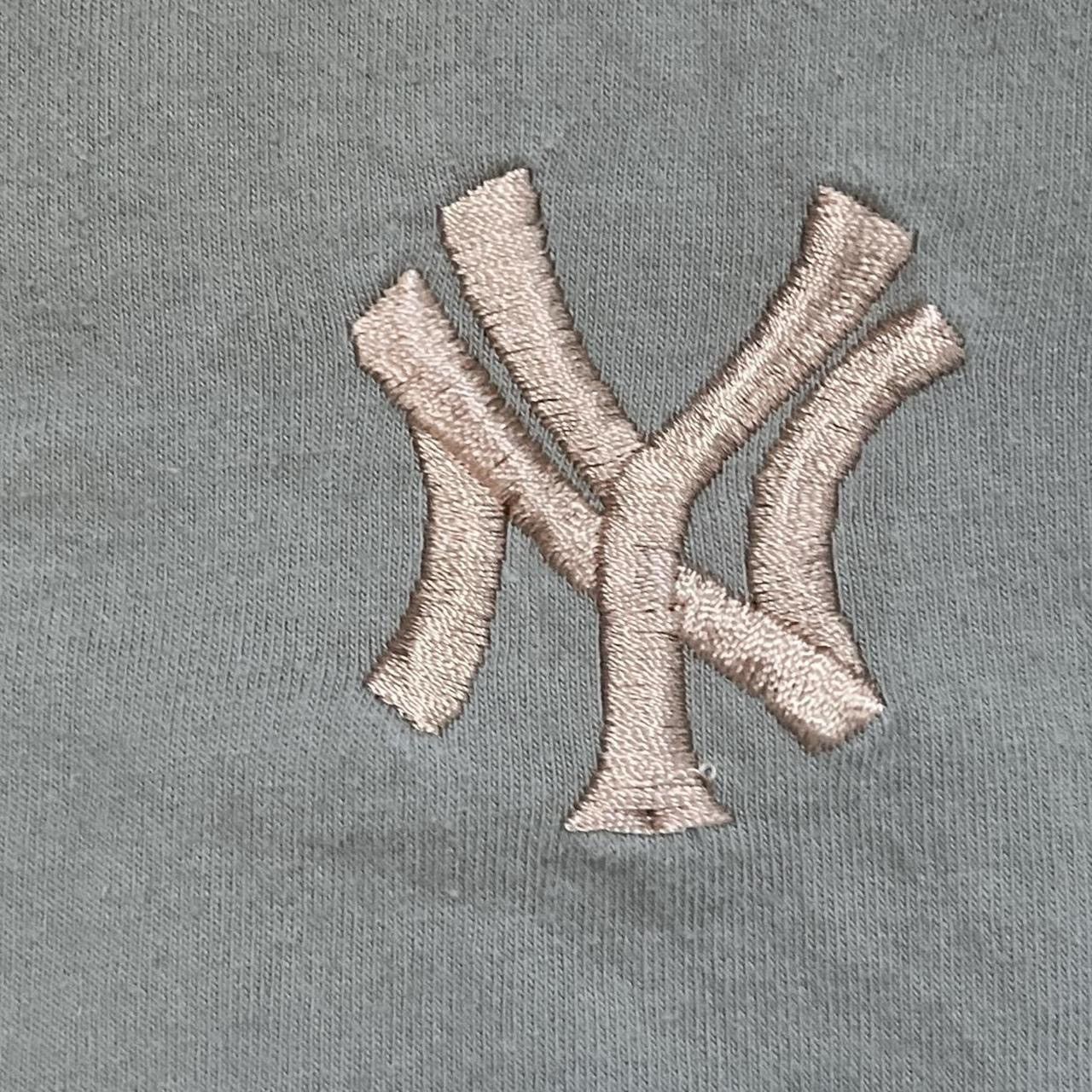 Russell Athletic × Vintage Vintage New York Yankees Russell Athletic Tee Size US M / EU 48-50 / 2 - 5 Thumbnail