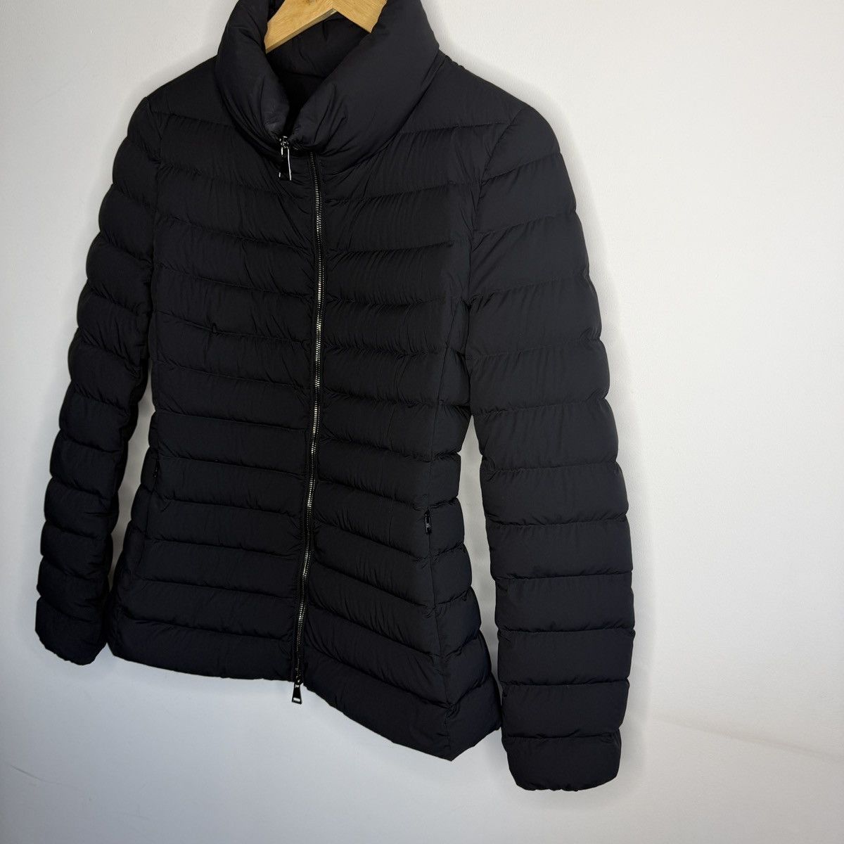 Moncler Moncler Classic Puffer Down Jacket Wide Bottom Luxury Size S / US 4 / IT 40 - 2 Thumbnail