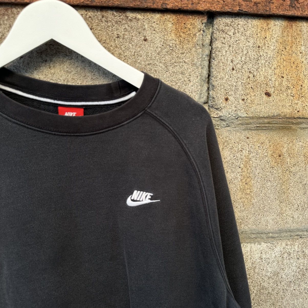 20471120 Vintage Nike Sweatshirt Small Logo Size XL Trashed Hype Size US XL / EU 56 / 4 - 3 Thumbnail