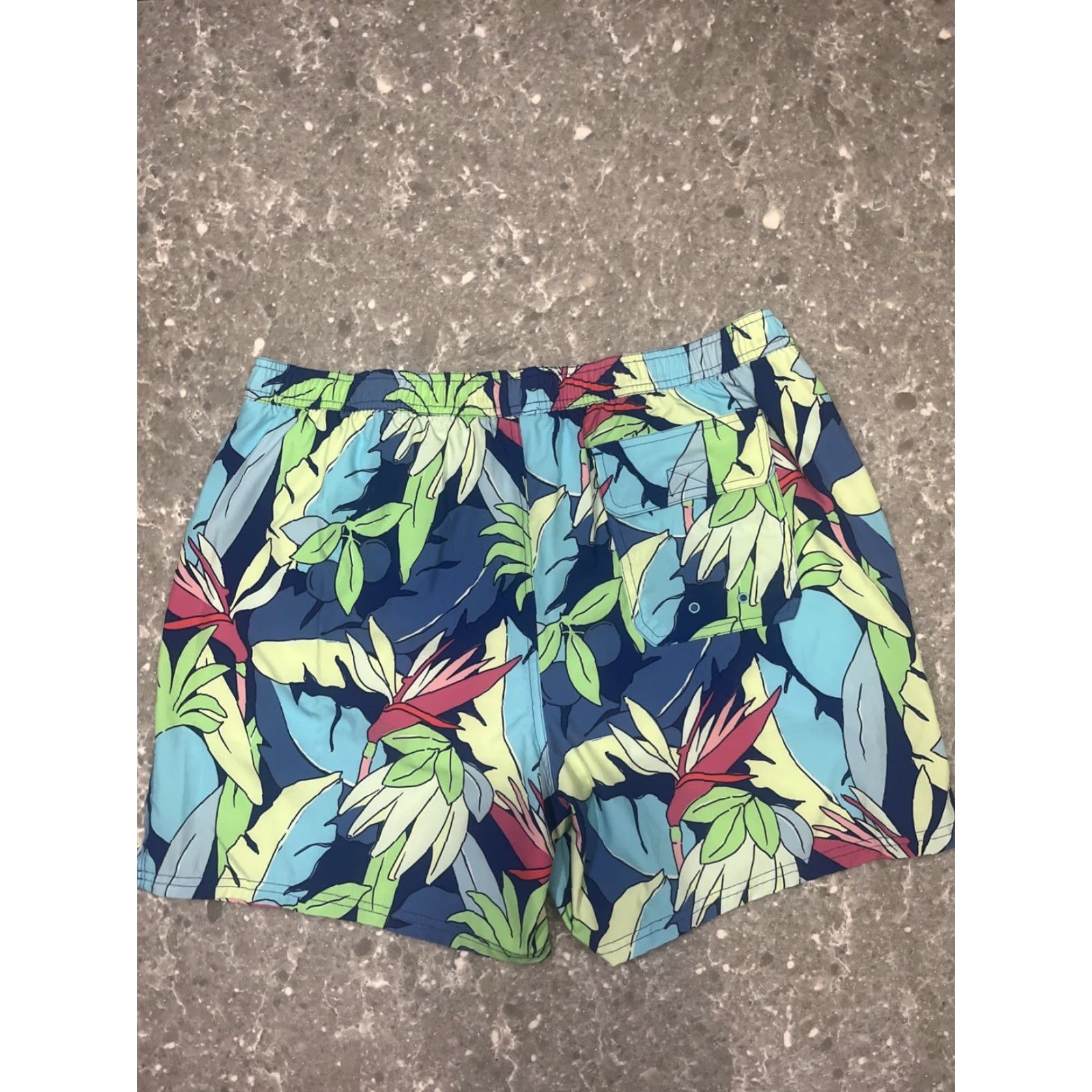 Vineyard Vines Vineyard Vines Swim Trunks Floral XL Men Multicolor Trunks Beach Pool Men's XL Shoes? Size US 36 / EU 52 - 6 Thumbnail
