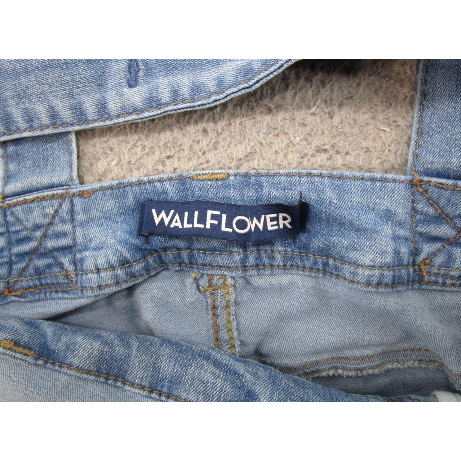 Vintage Wallflower Jeans Overalls Denim Bibs Jeans Wallflower Slim 90s Womens Blue Size S Stretch Pencil Pocket 5-Pocket Design Button Size 28" / US 6 / IT 42 - 4 Thumbnail