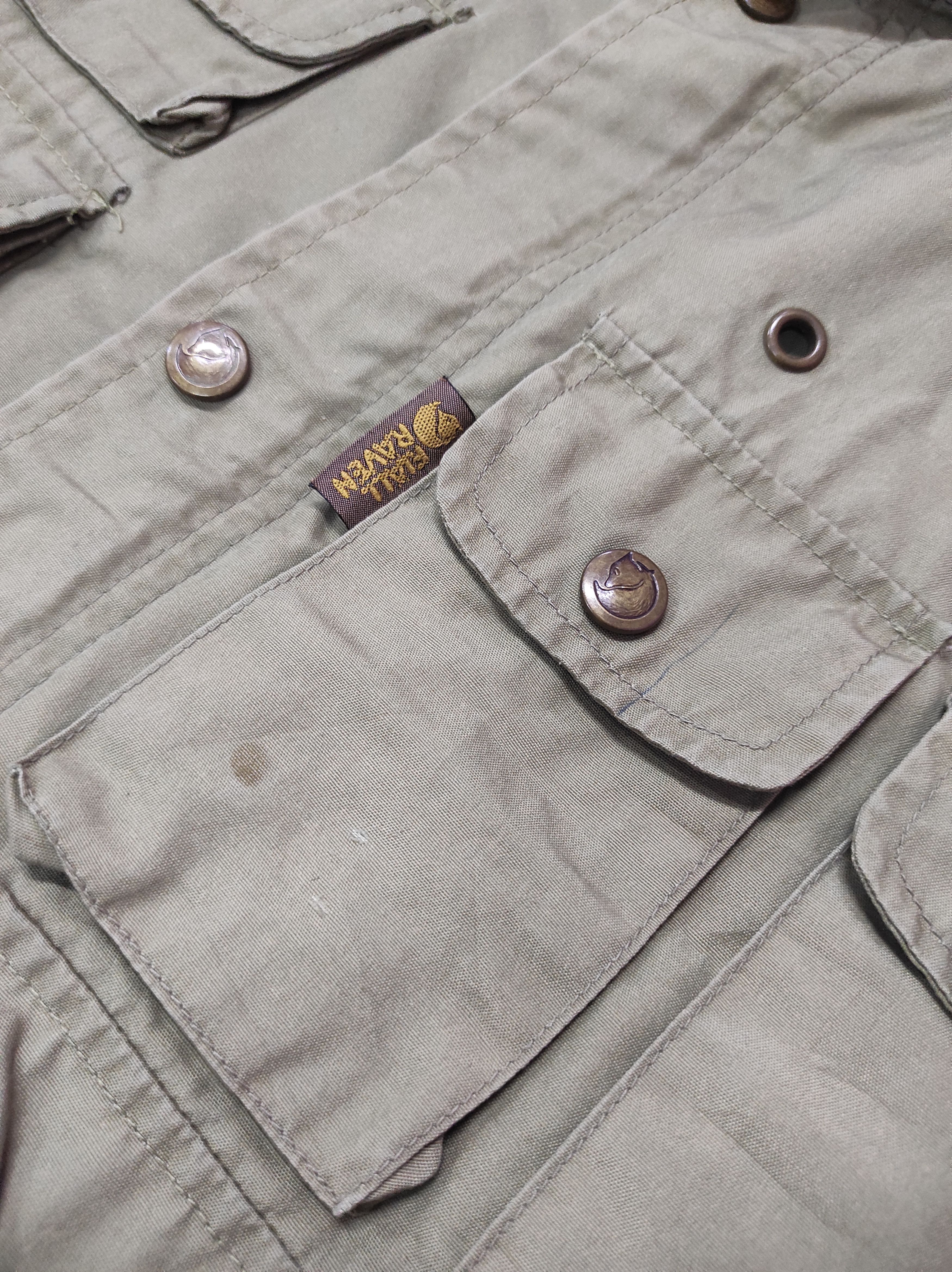 Fjallraven FJALLRAVEN TACTICAL MULTIPOCKET VEST JACKET HOODED Size US M / EU 48-50 / 2 - 4 Thumbnail